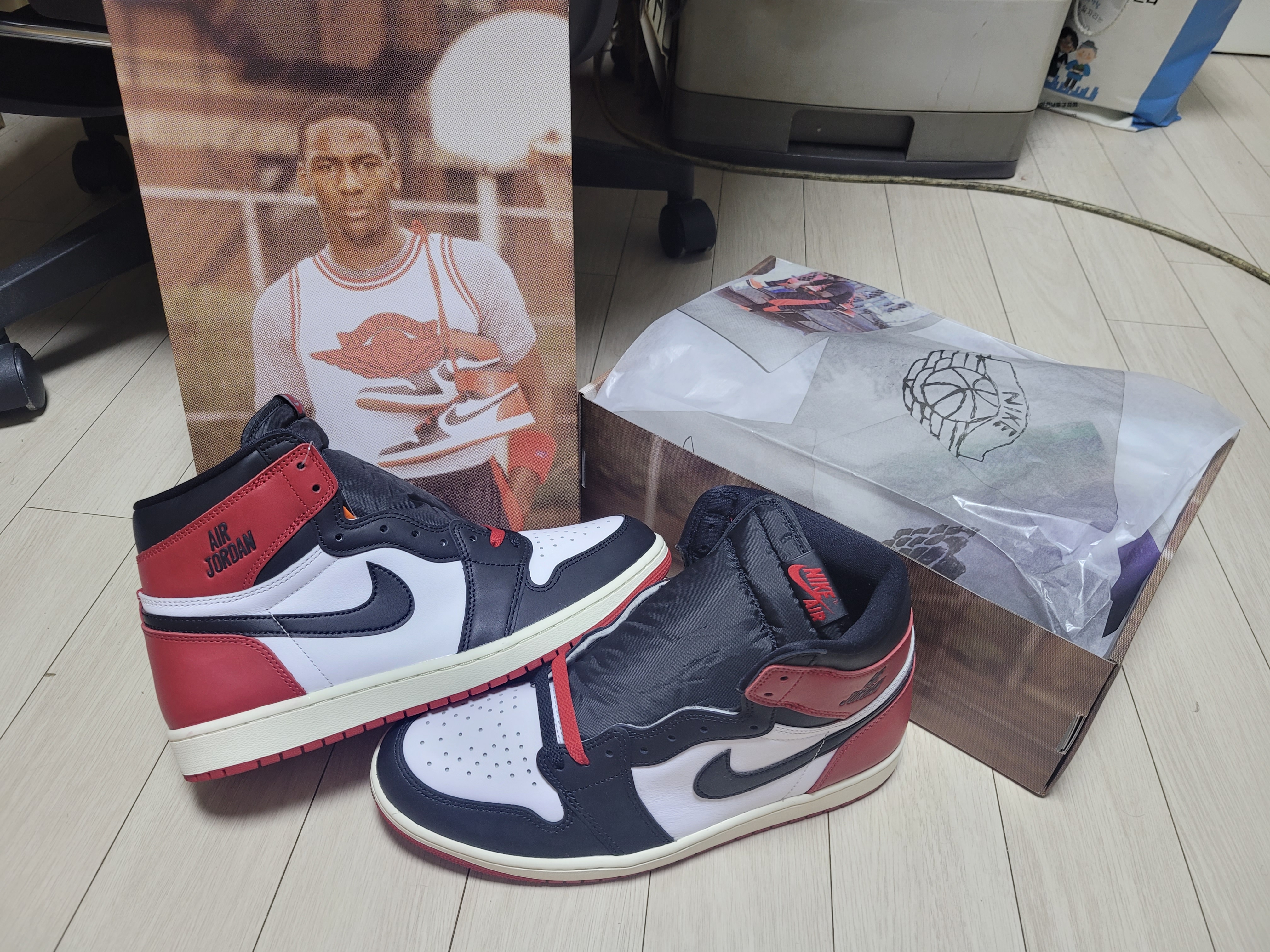 Jordan 1 Retro High OG Black Toe 착용 스타일