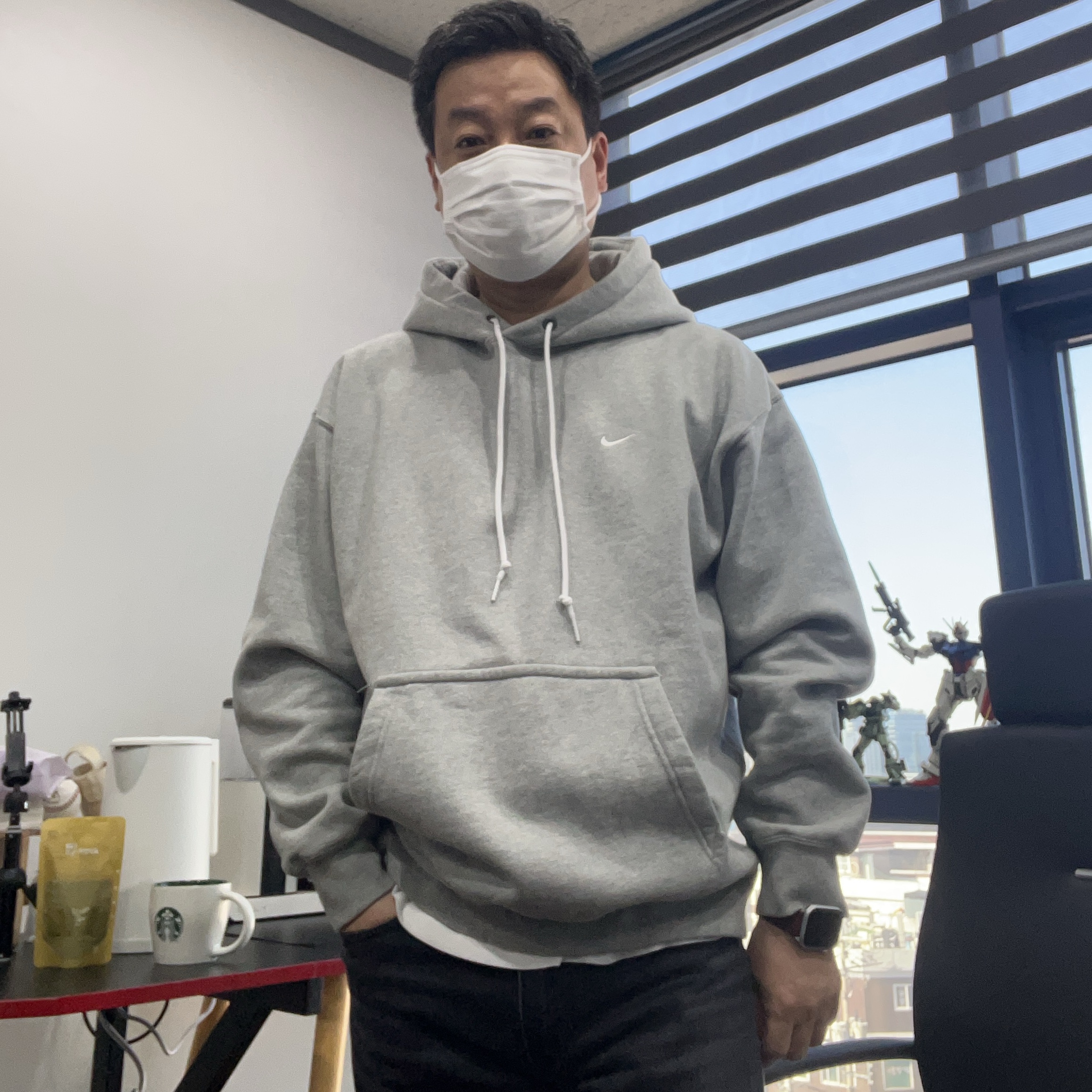 Nike Solo Swoosh Fleece Pullover Hoodie Grey - Asia 착용 스타일