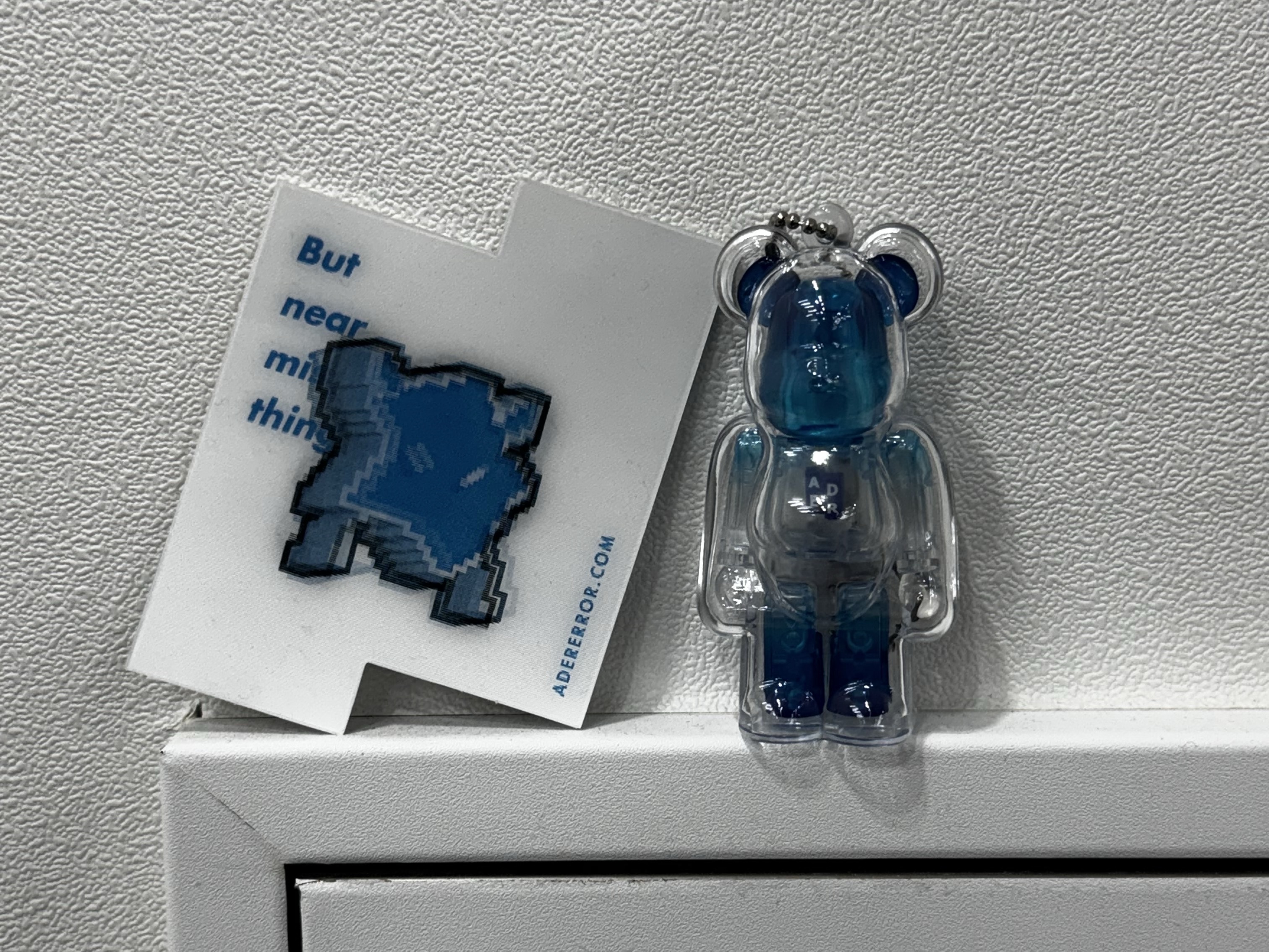 Bearbrick x Ader Error 100% 착용 스타일