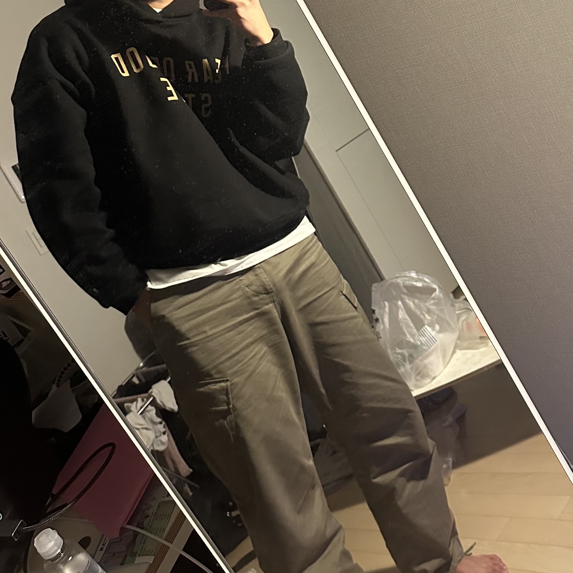 Essentials Fleece State Hoodie Black - 24FW 착용 스타일