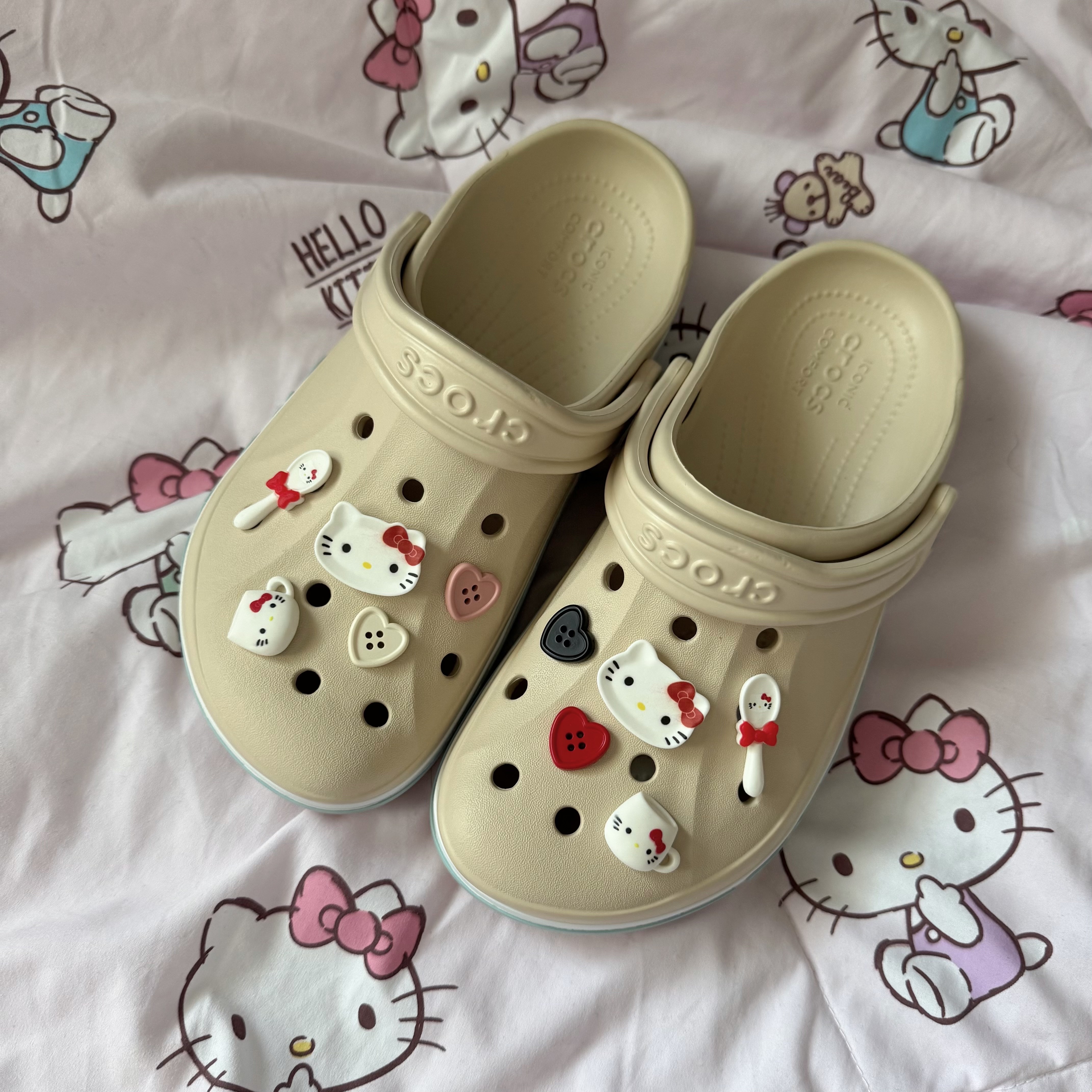 Crocs Bayaband Clog Winter White Multi 착용 스타일
