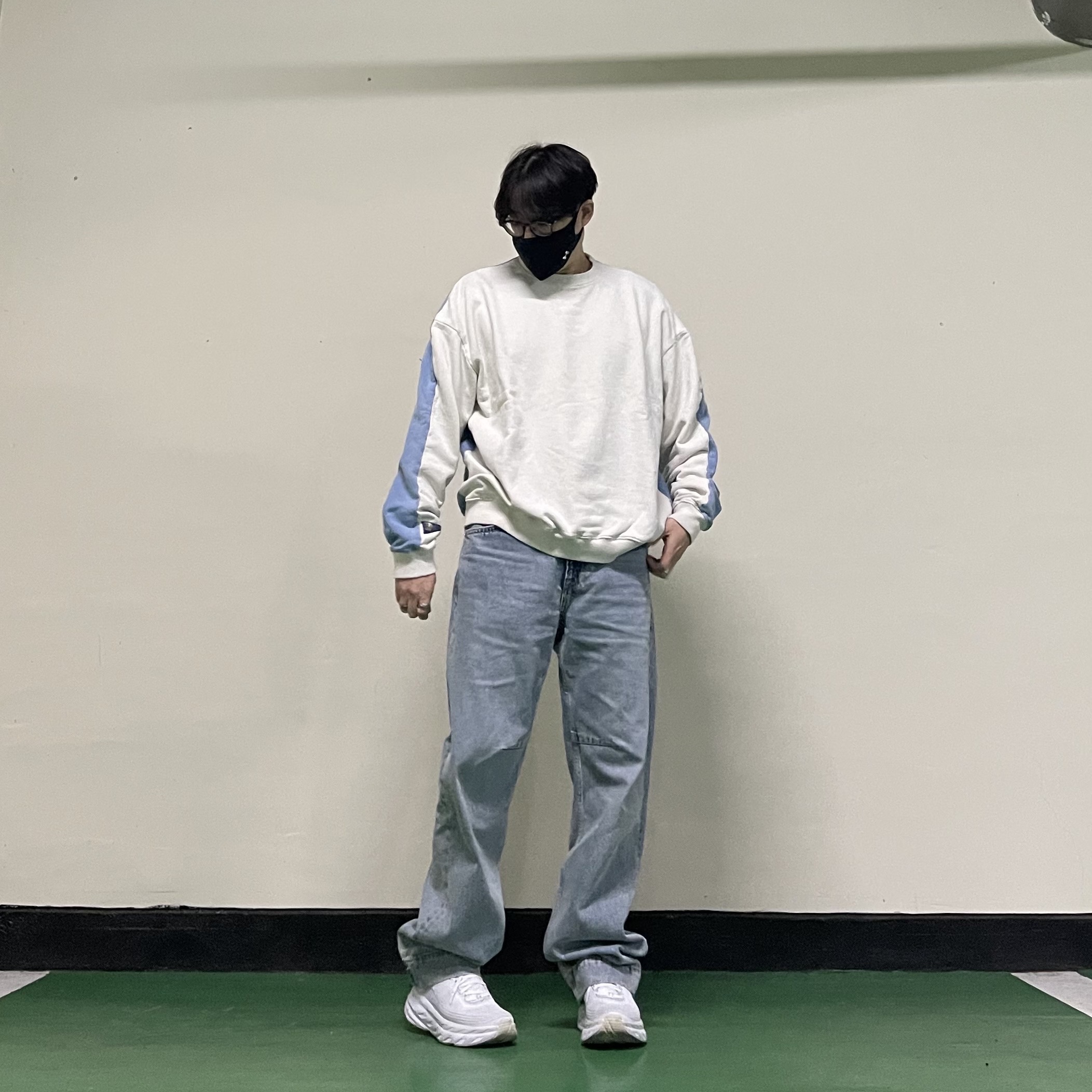 Kapital 2 Tone Big Fleece Sweatshirt Kinari Sax, Hoka Bondi 6 White 착용 스타일 - 2