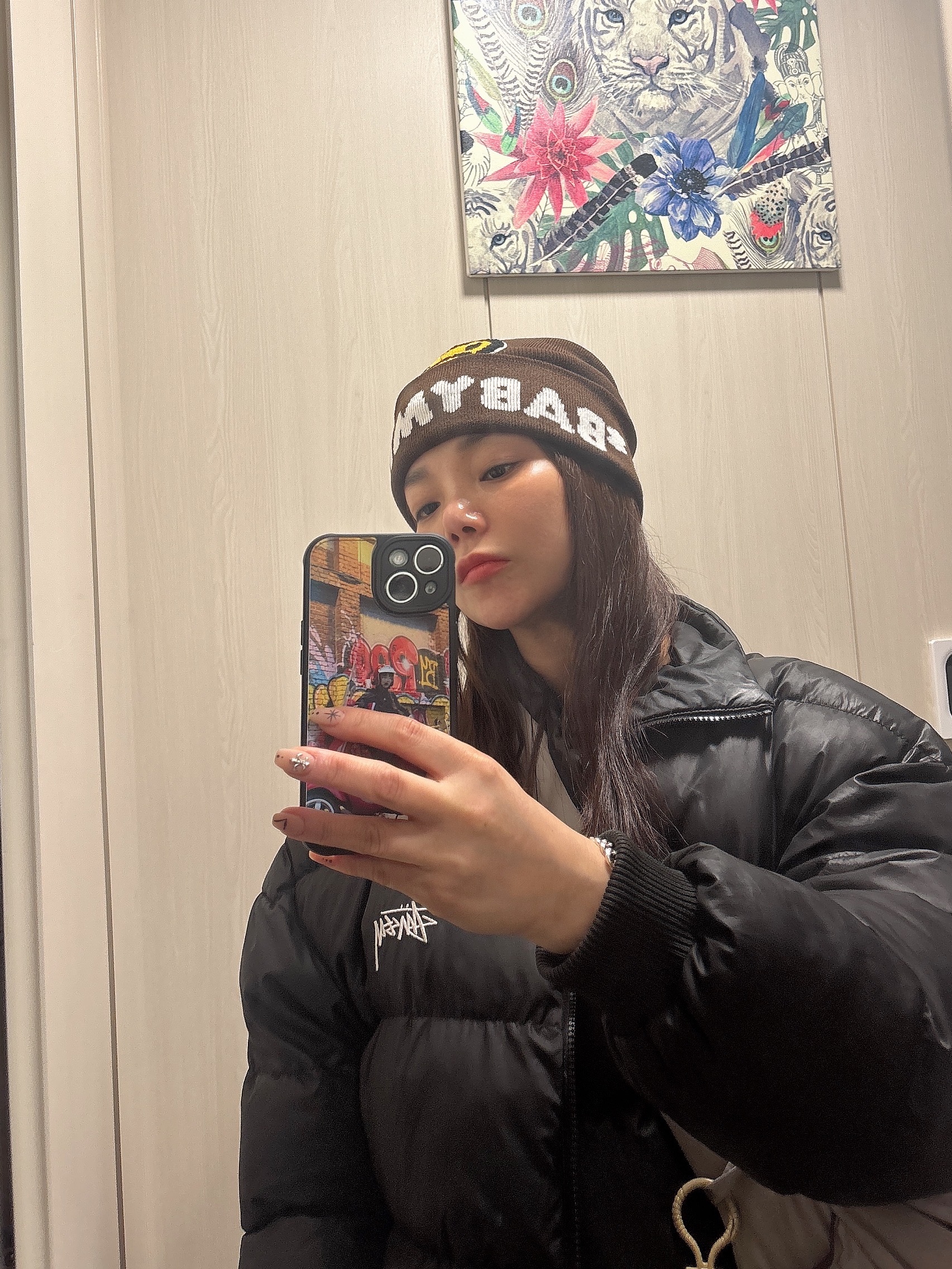 (W) BAPE Baby Milo Beanie Brown, Adidas Yeezy Knit RNR Fade Onyx 착용 스타일 - 3