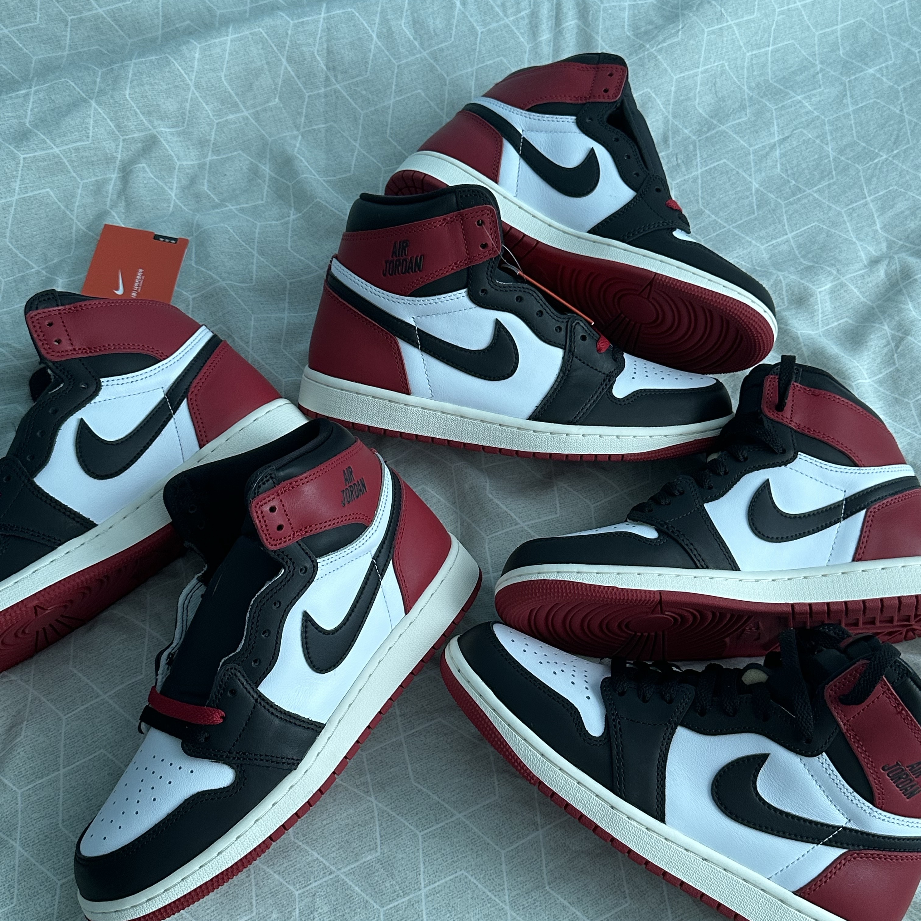 Jordan 1 Retro High OG Black Toe 착용 스타일 - 1