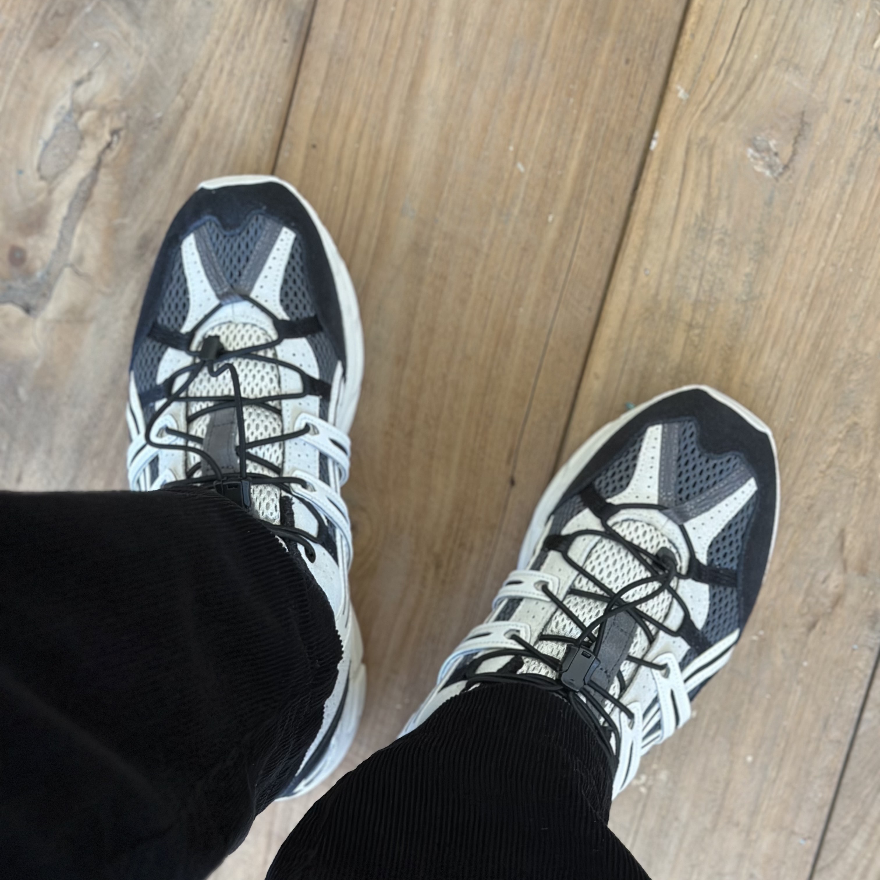 Asics Unlimited Gel-Sonoma 15-50 Carrier Grey White Alyssum 착용 스타일 - 1