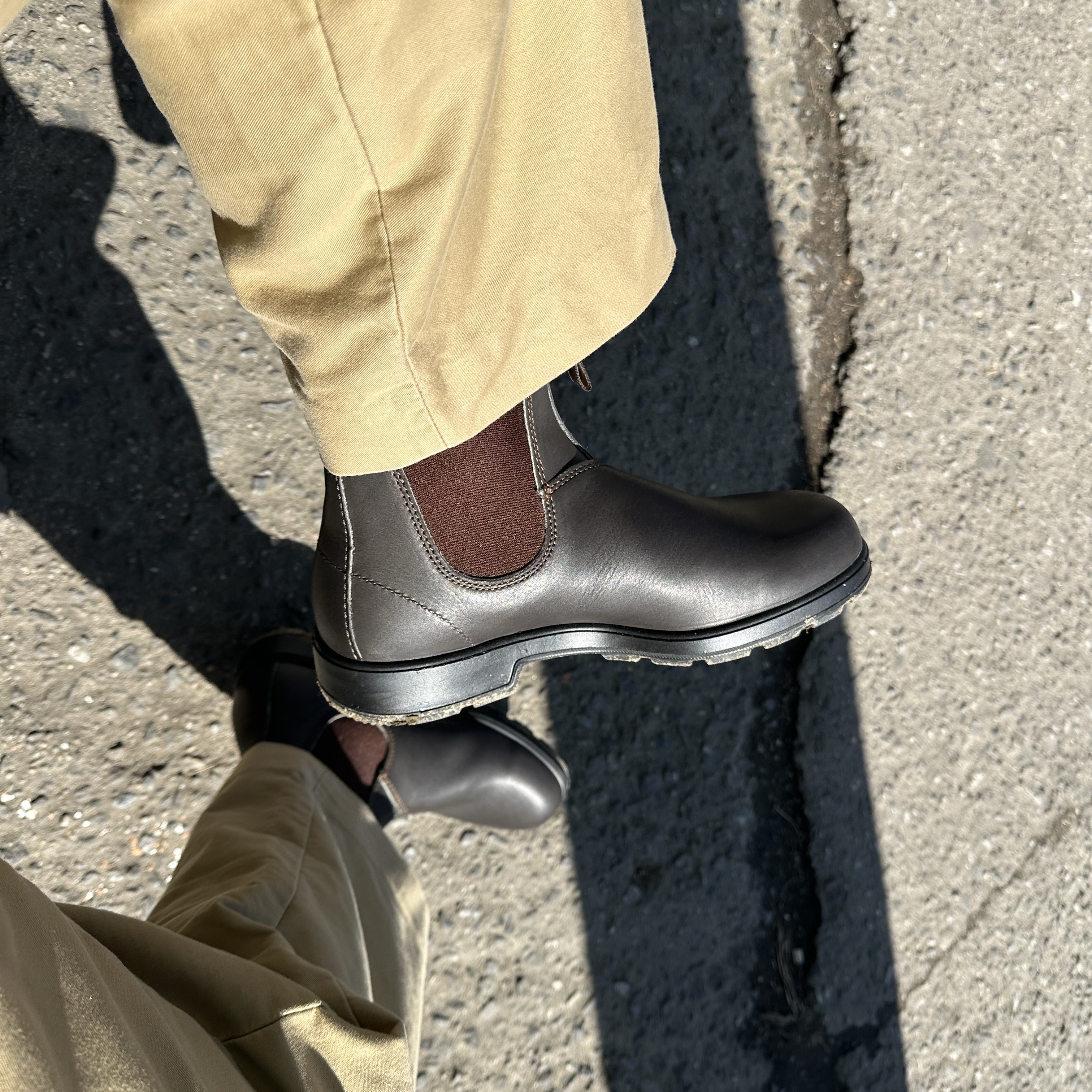 Blundstone Original 500 Chelsea Boots Stout Brown 착용 스타일