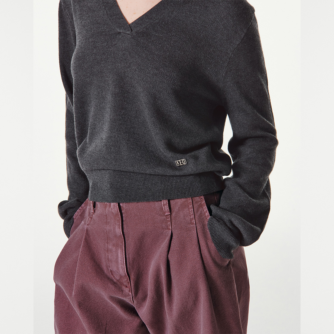 커렌트 벨라 V넥 풀오버 니트 차콜(Current Bella V-Neck Pullover Knit Charcoal) - 6