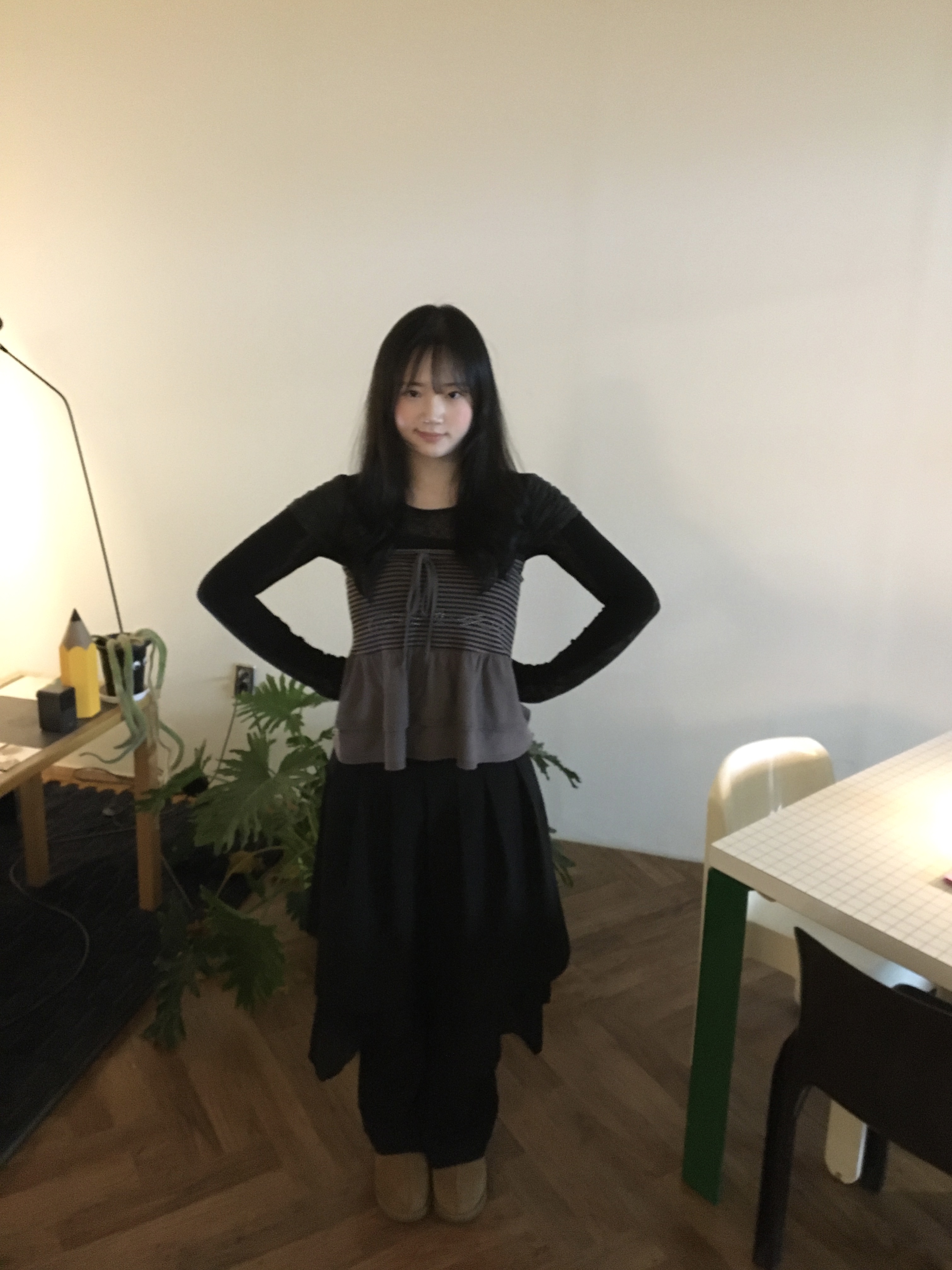 어그 타스만 슬리퍼 체스트넛 착용 스타일 - 2
