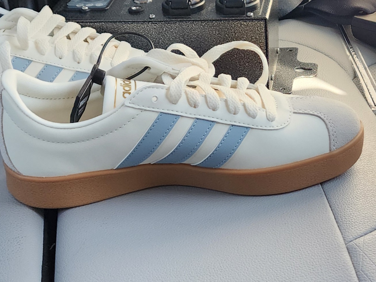 Adidas Neo VL Court 2.0 White Blue 착용 스타일