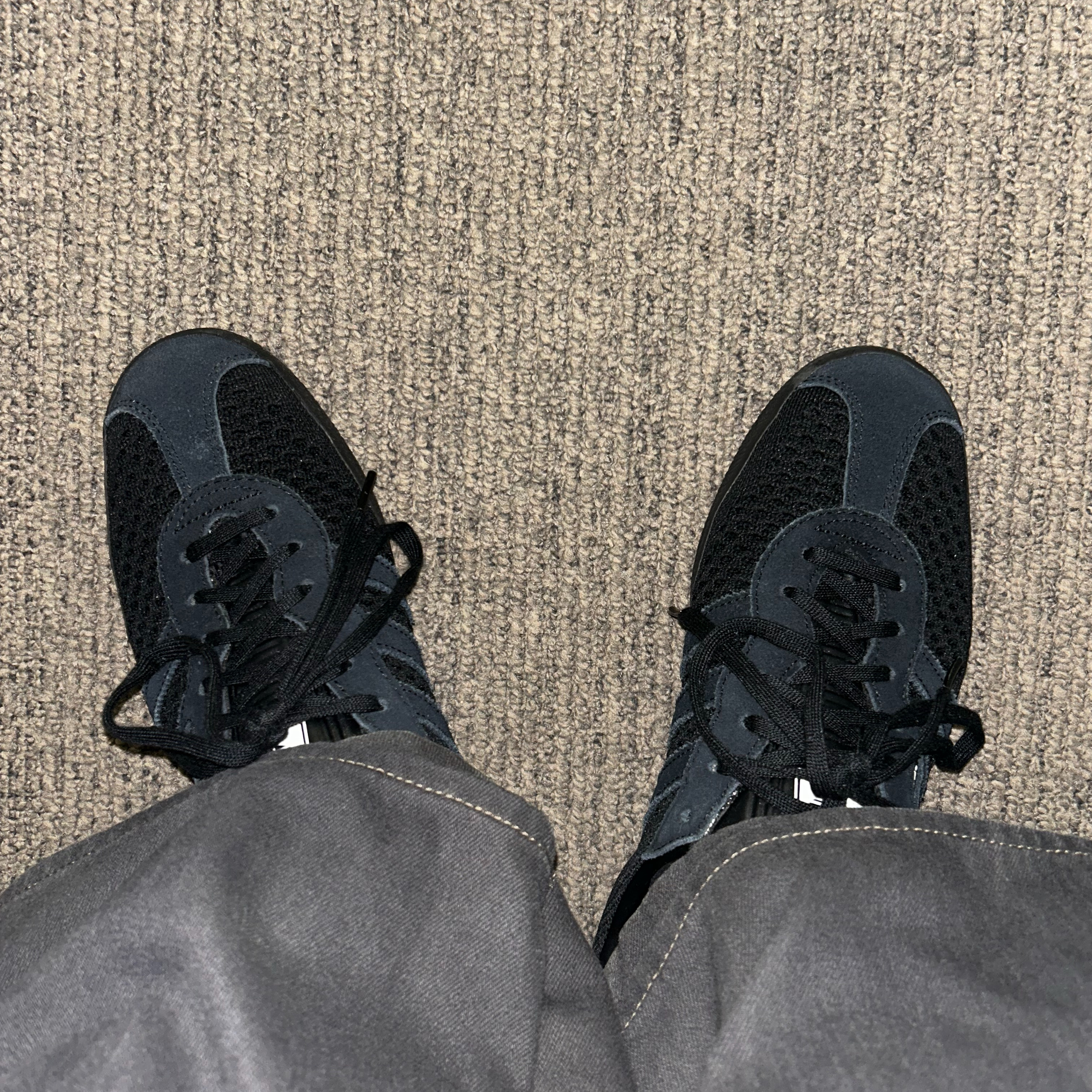 Adidas x Neighborhood Gazelle Super Triple Black 착용 스타일