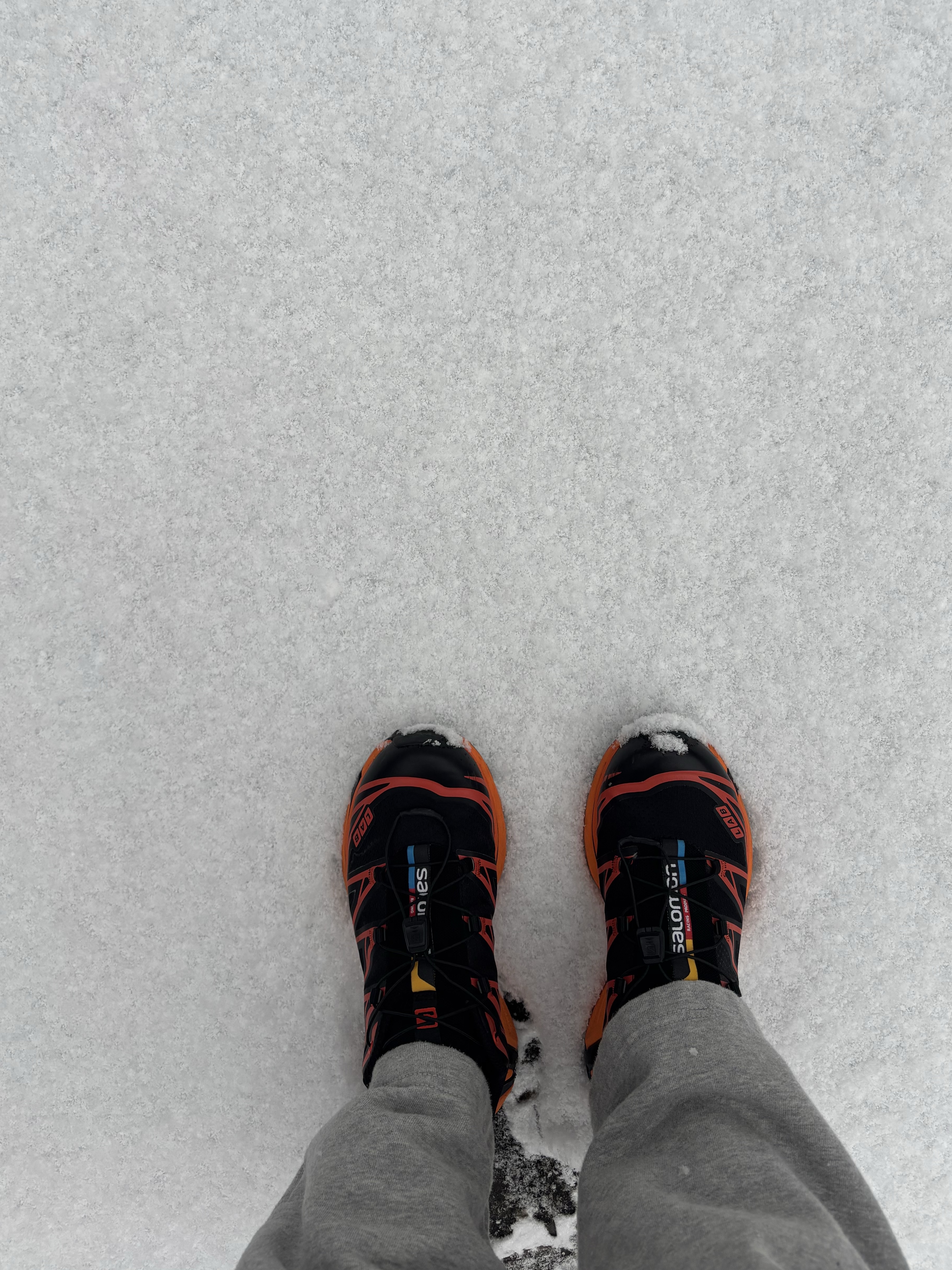 Salomon XT-6 ADV Black Chocolate Plum 착용 스타일 - 1