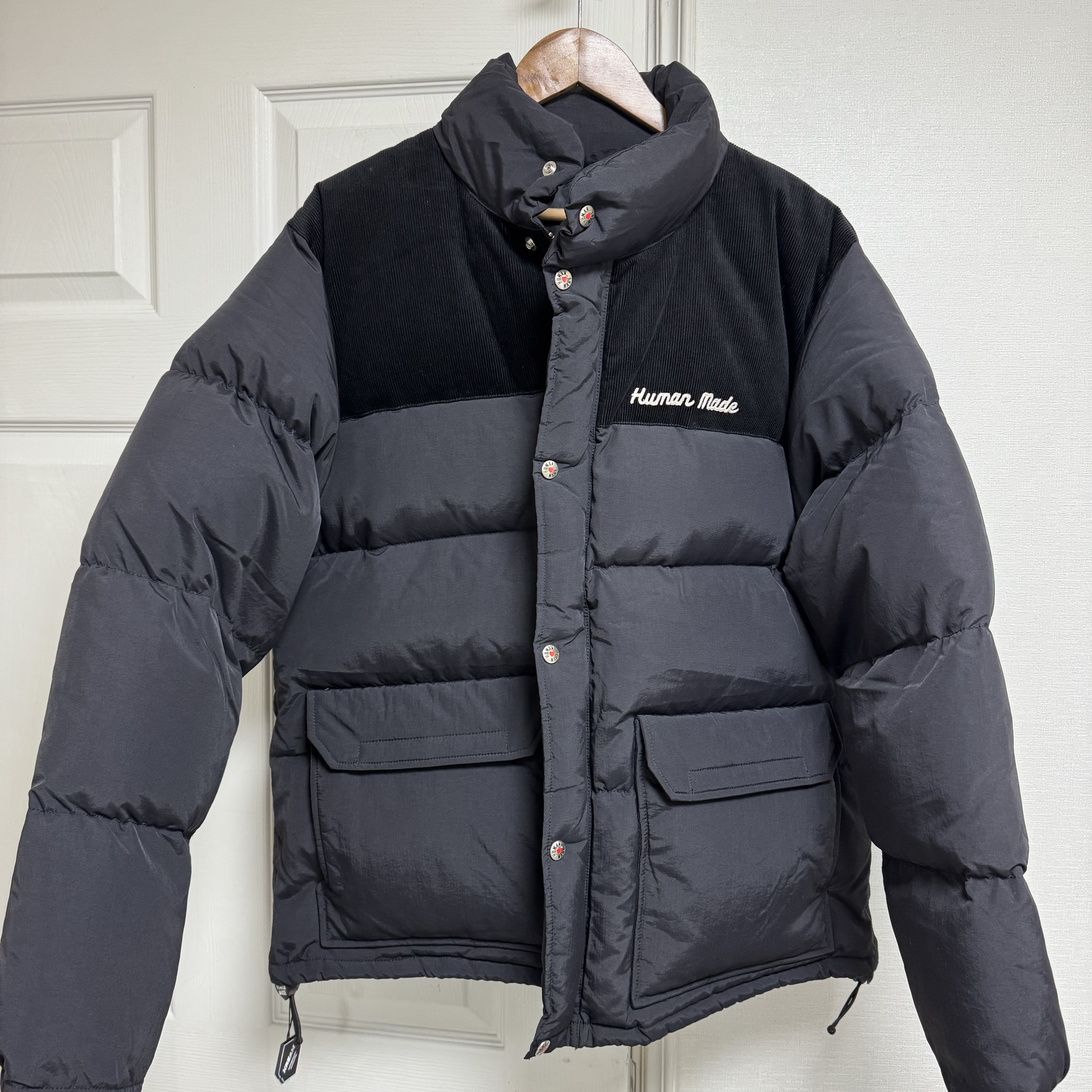 Human Made Down Jacket Black 착용 스타일 - 1