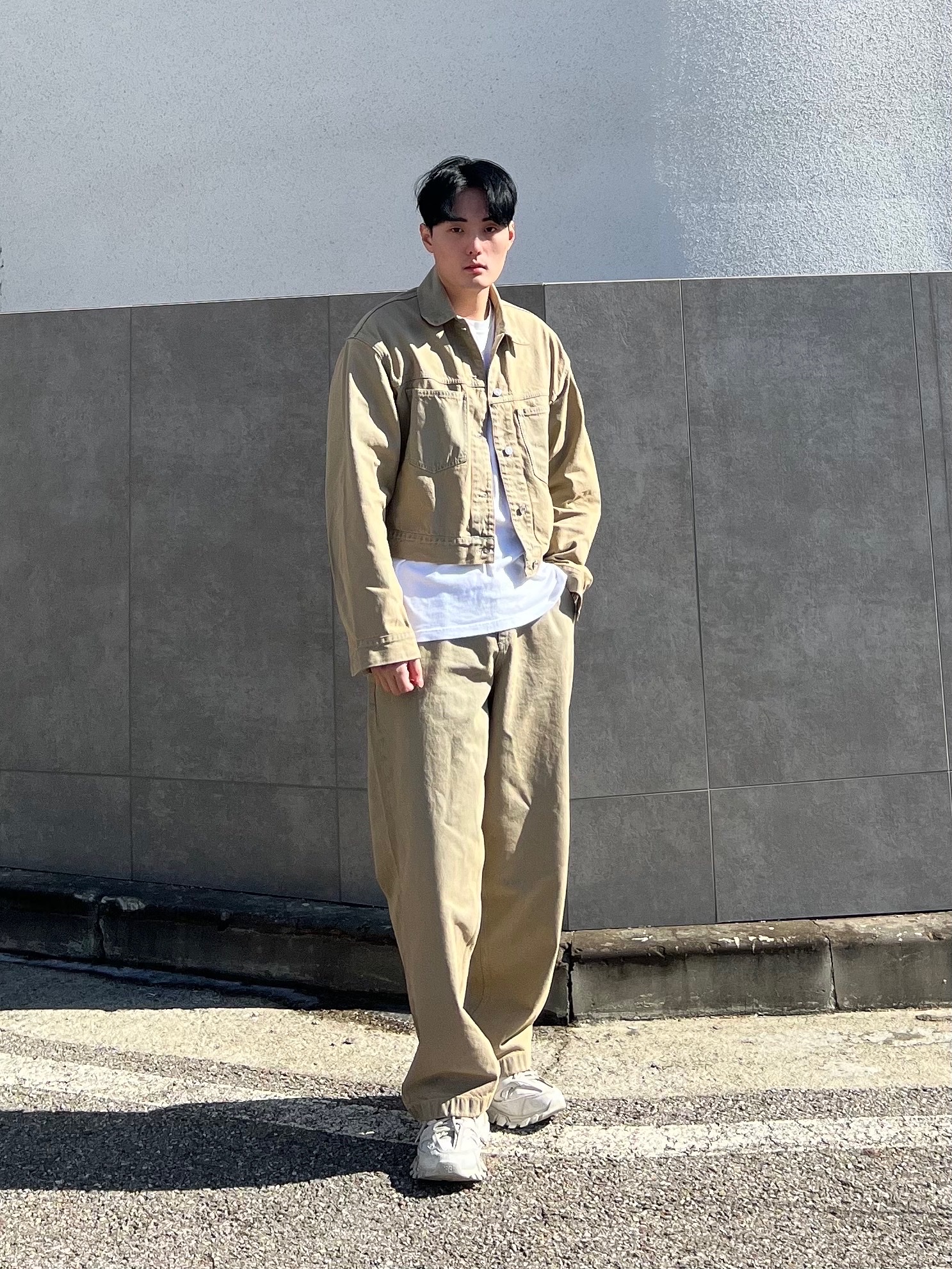 Balenciaga Track Sneakers White 2019 착용 스타일 - 2
