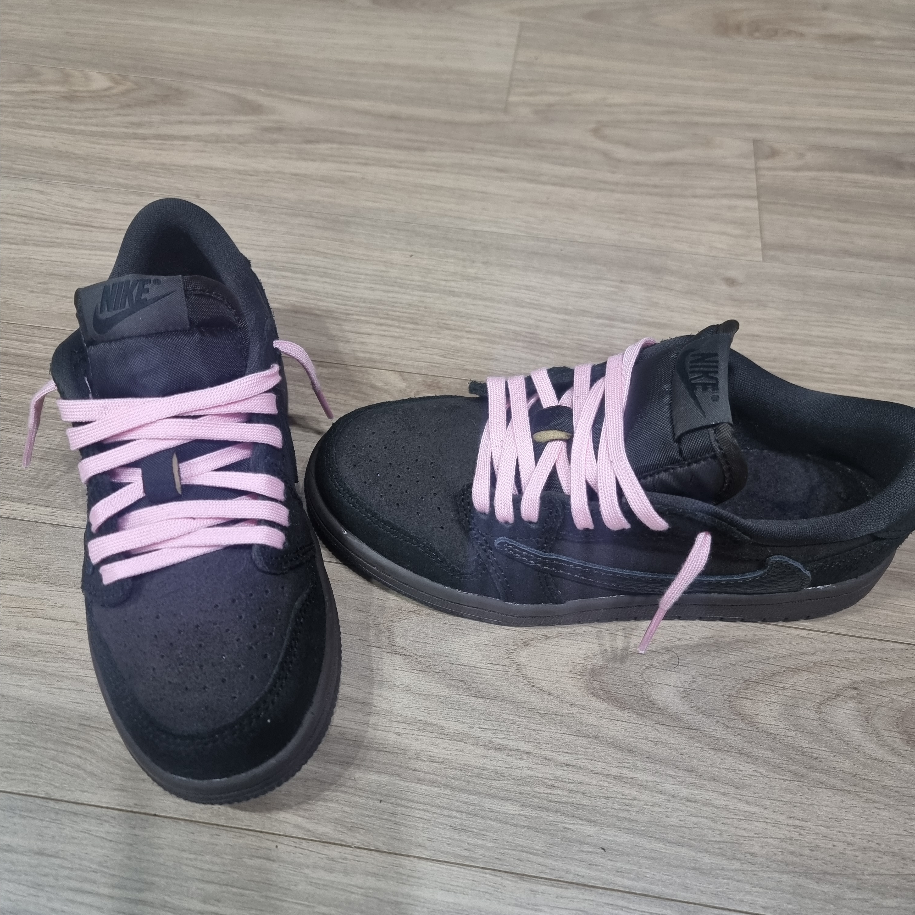 (PS) Jordan 1 x Travis Scott Retro Low OG SP Velvet Brown and Dark Mocha 착용 스타일