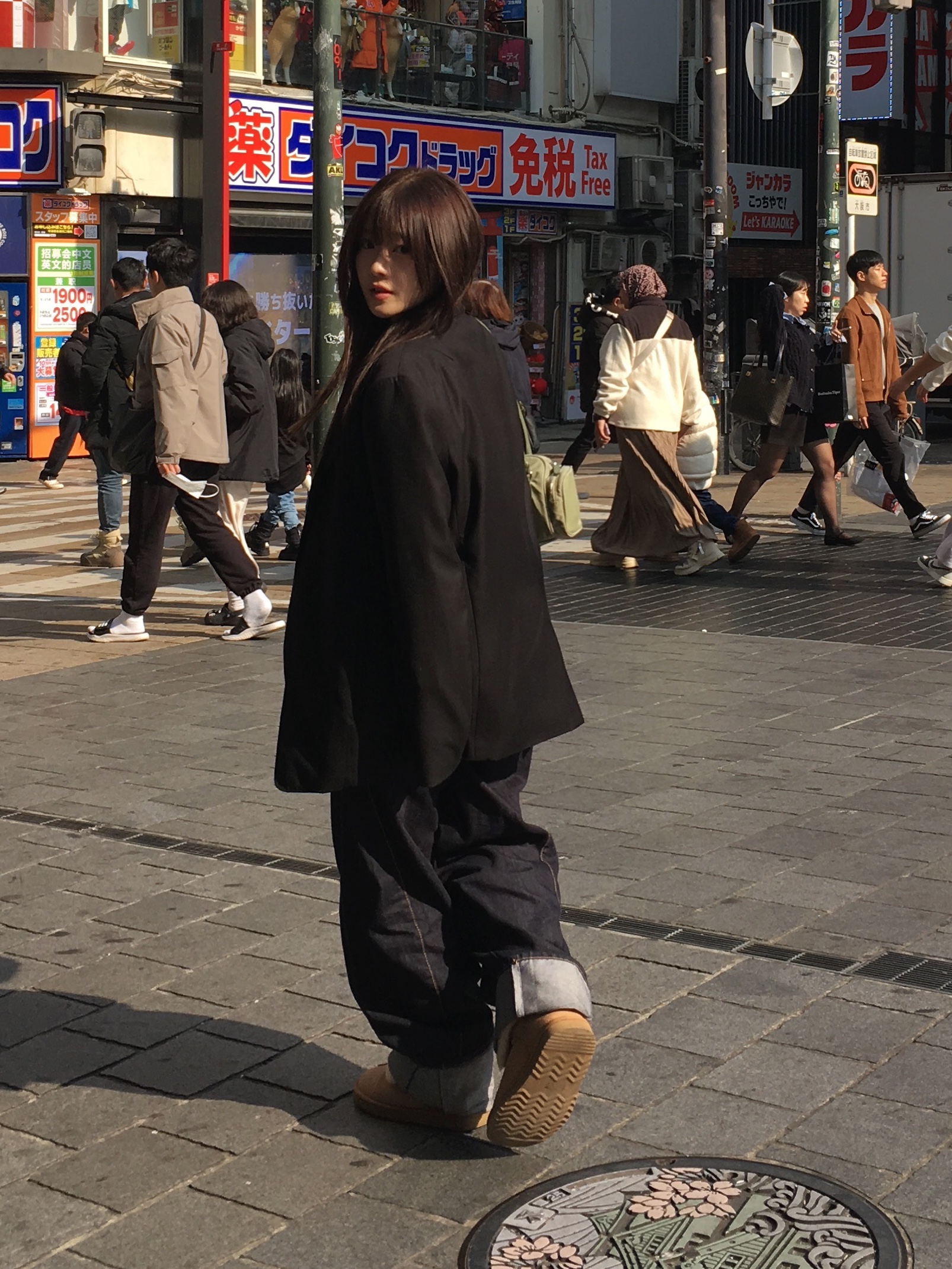 Matin Kim Nylon Boston Bag Khaki, Polo Ralph Lauren Cable Knit Cotton Sweater Natural 착용 스타일 - 6