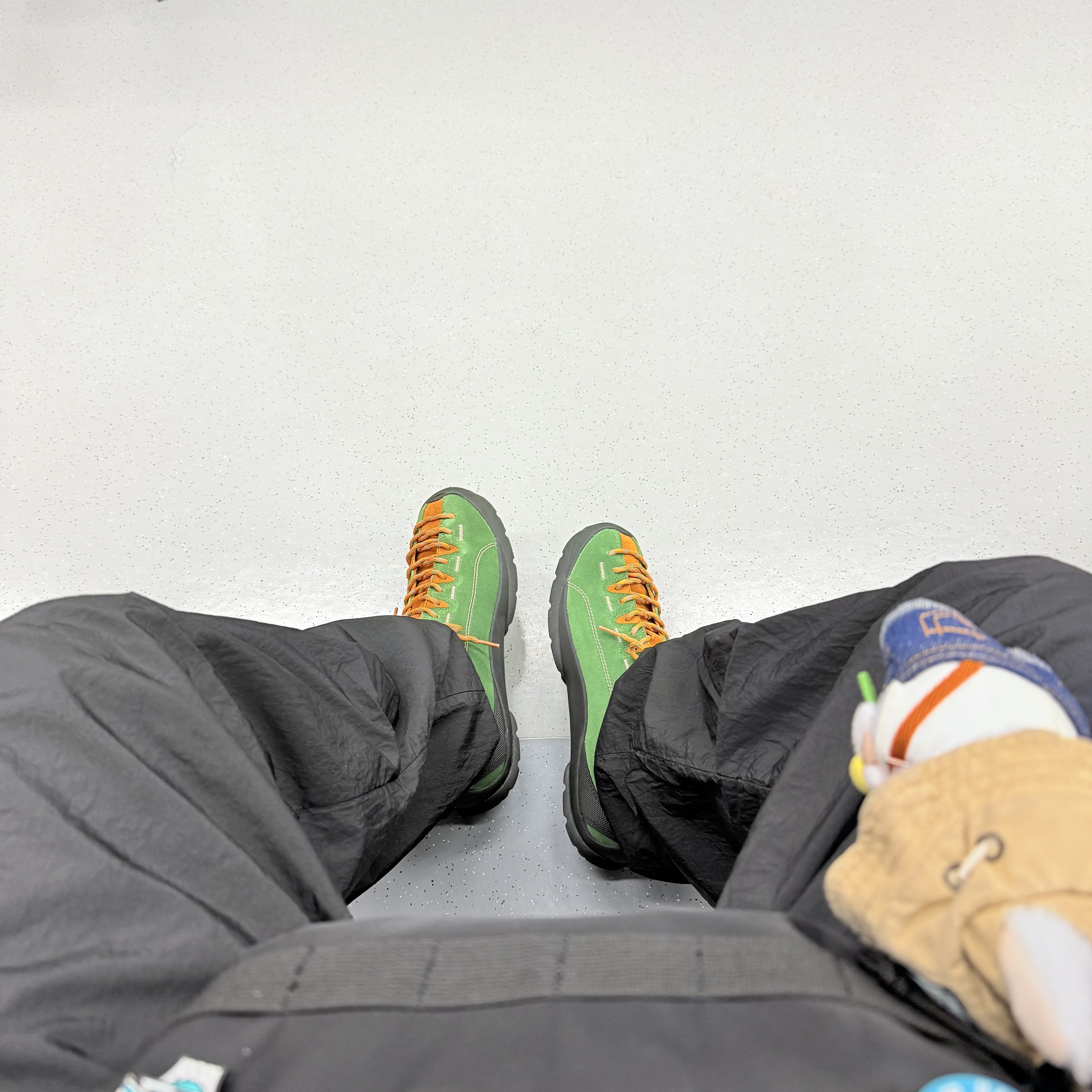 Keen Jasper Men Sneakers Forest Elf/Orange Pepper 착용 스타일 - 1