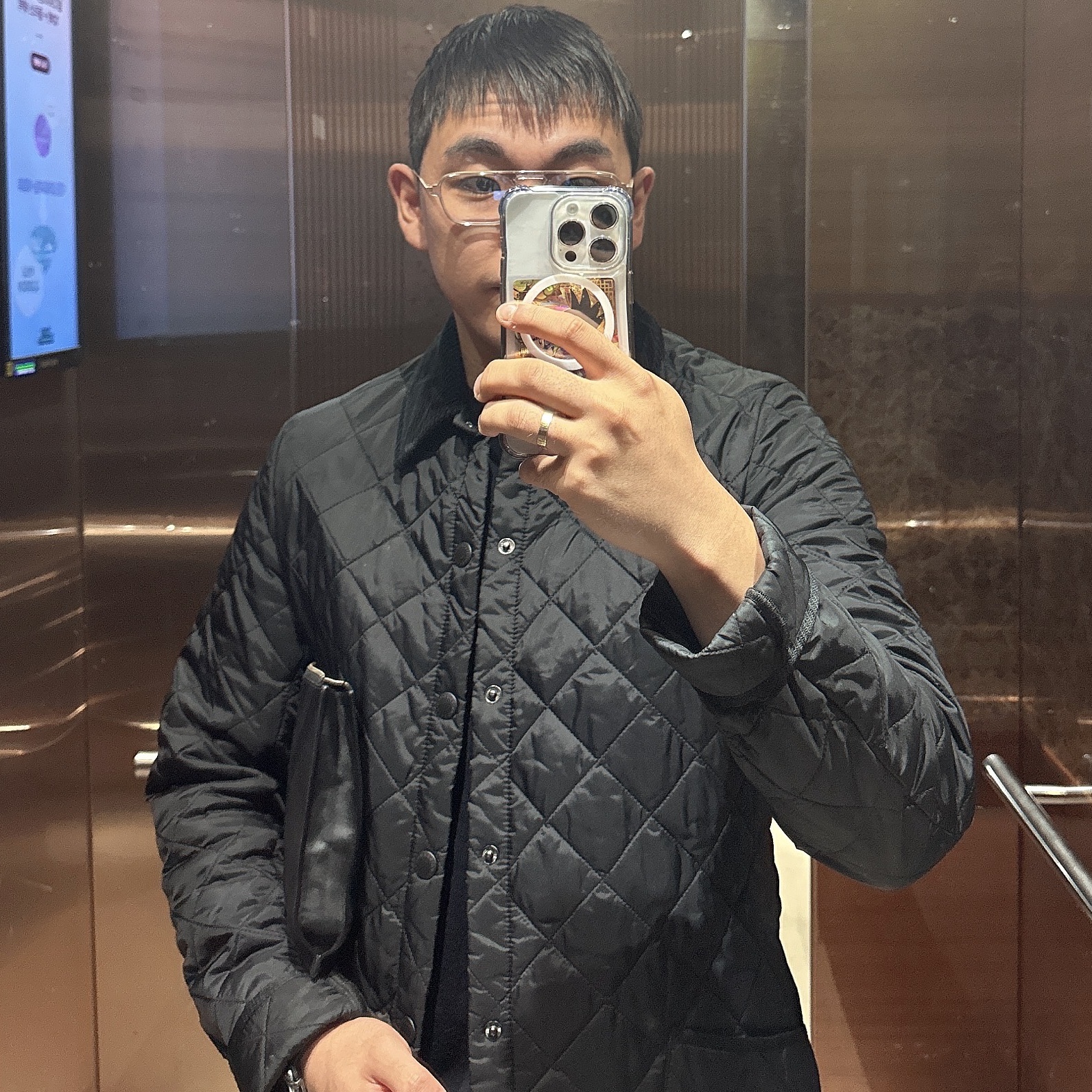 Barbour Heritage Liddesdale Quilted Jacket Black 착용 스타일