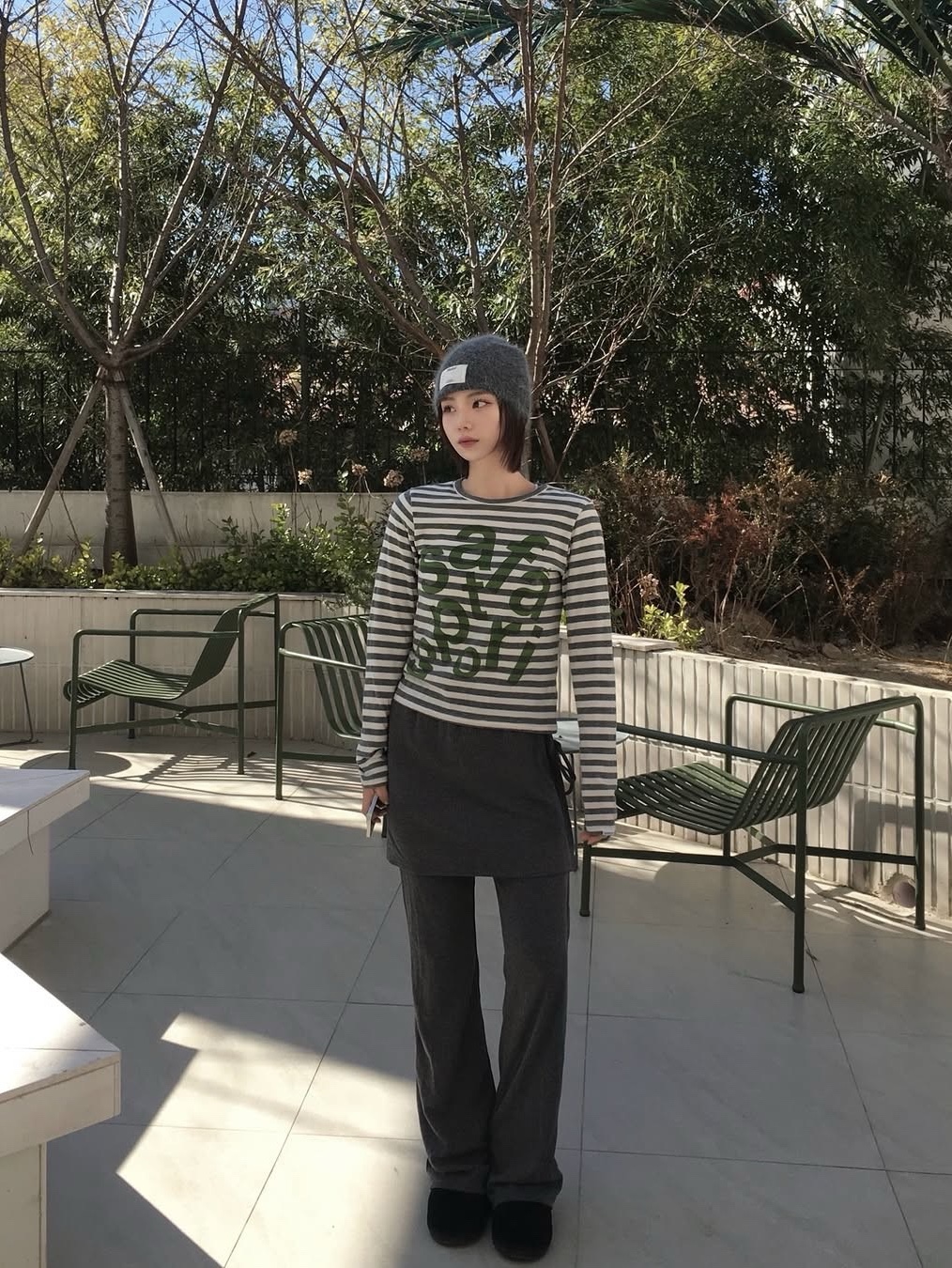 [KREAM 단독] Safarispot Women 1/2 Ticketing Stripe Border Tee Gray, [KREAM 단독] Safarispot Women 1/2 Ticketing Stripe Border Tee White 착용 스타일