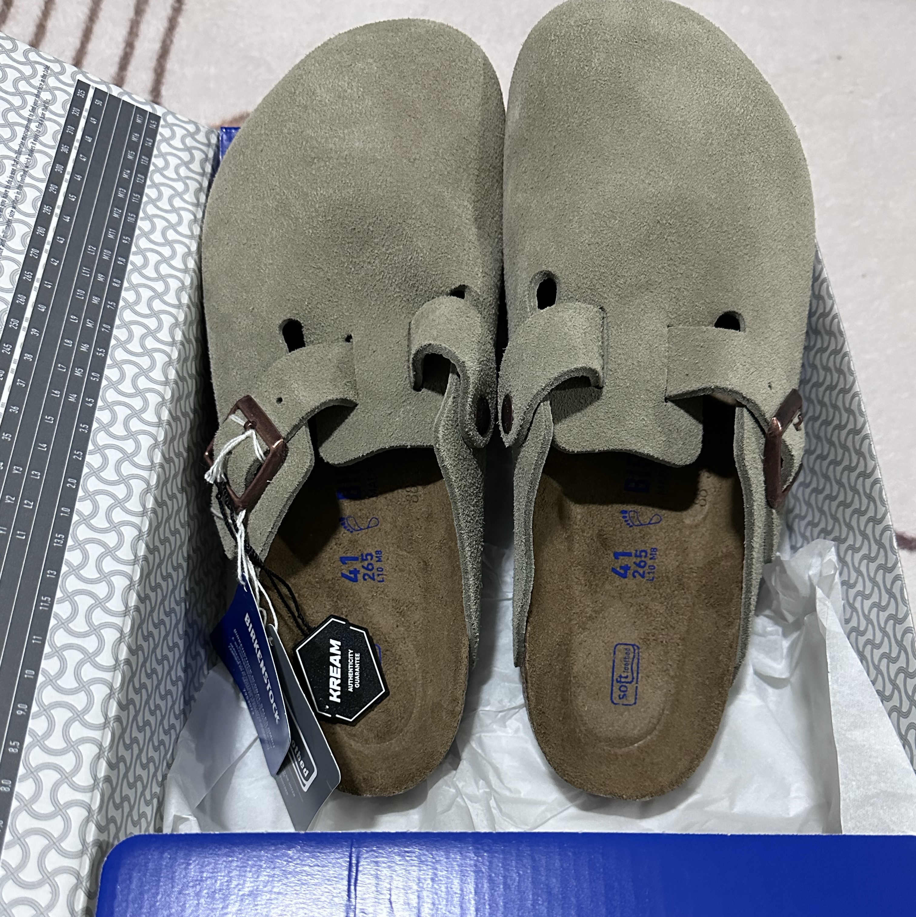 Birkenstock Boston Soft Footbed Taupe - Regular 착용 스타일