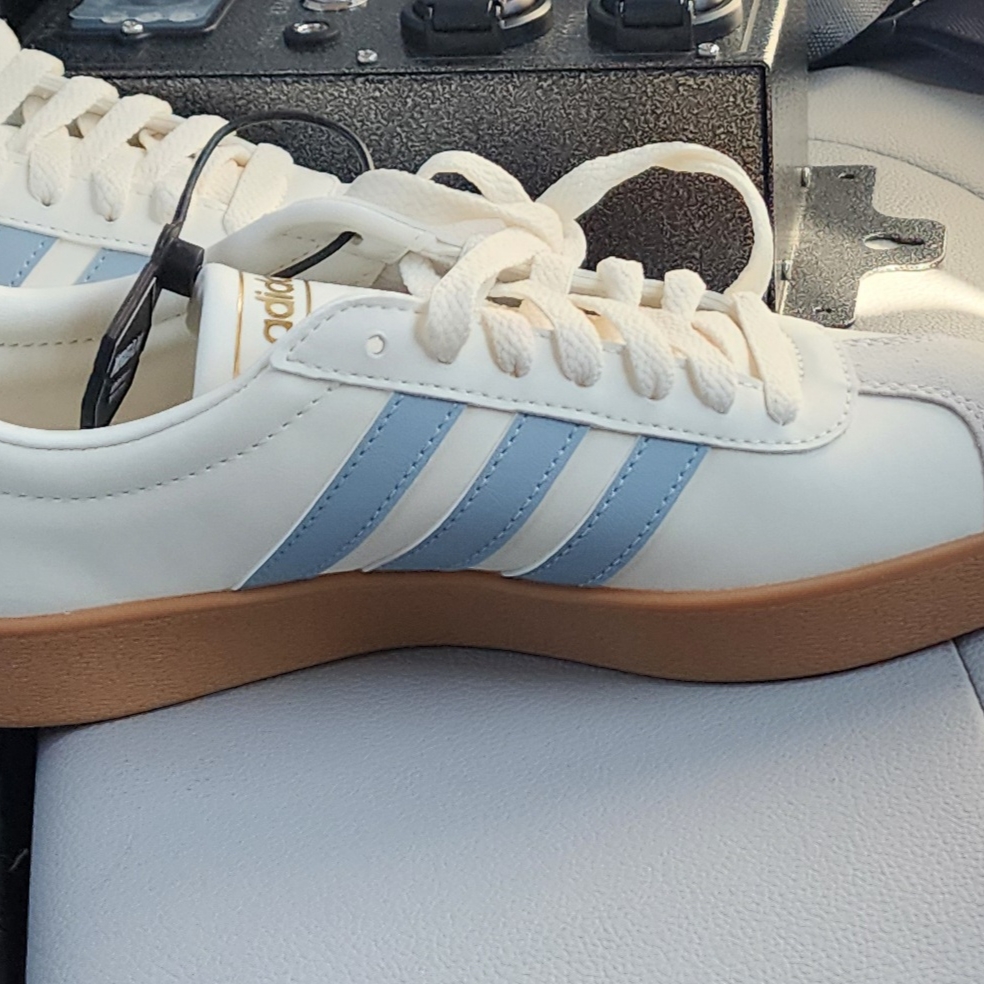 Adidas Neo VL Court 2.0 White Blue 착용 스타일
