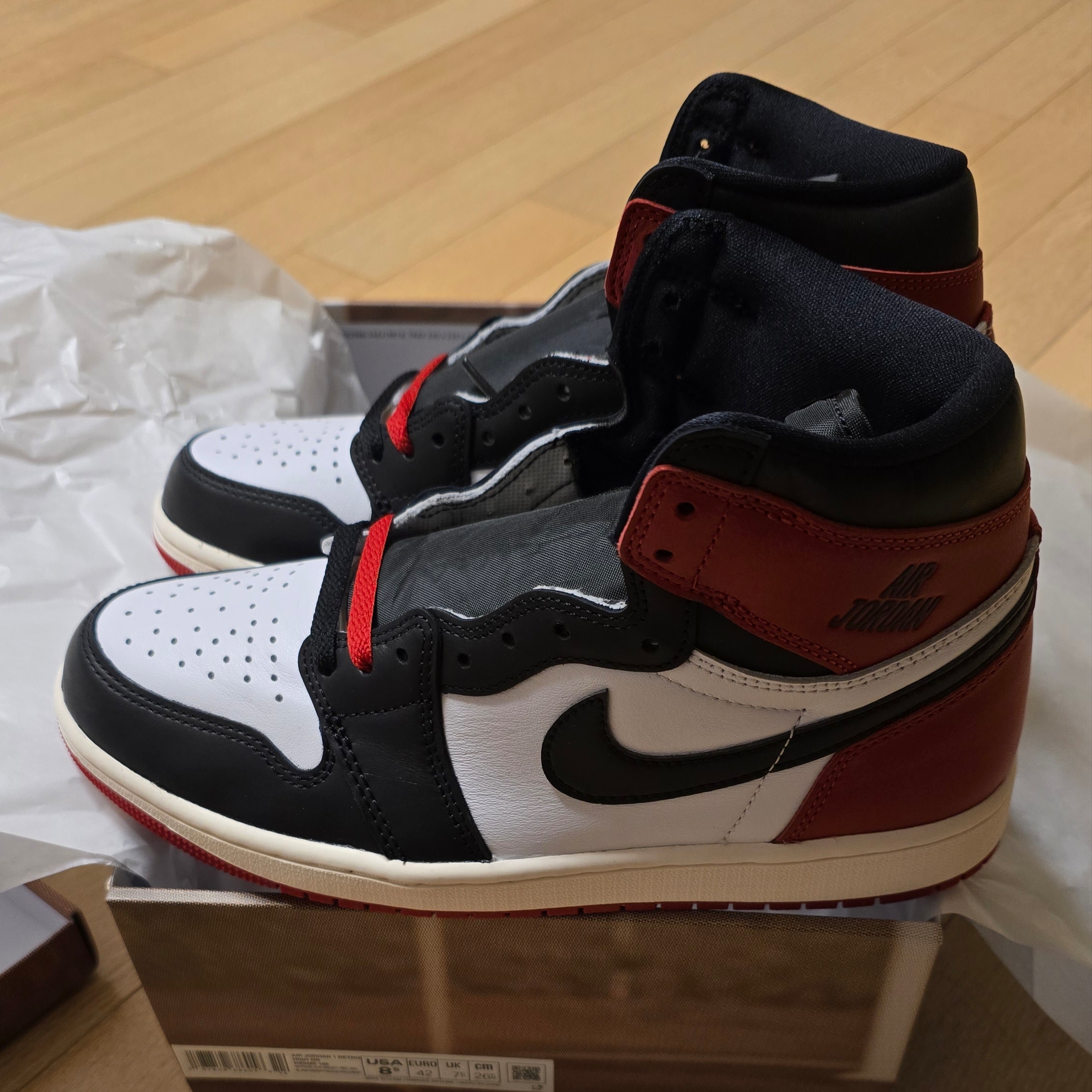 Jordan 1 Retro High OG Black Toe 착용 스타일 - 6