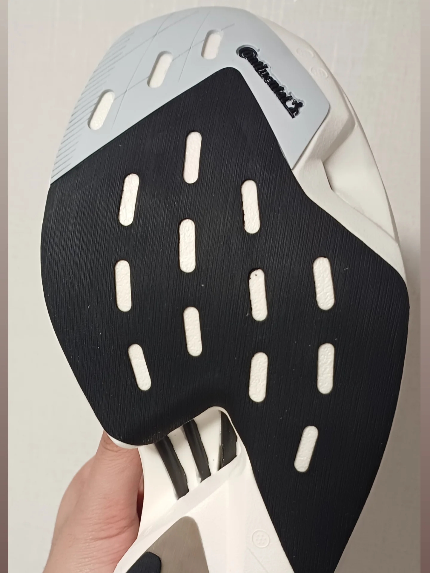 Adidas Adizero Adios Pro 3 Cloud White Core Black 착용 스타일 - 4