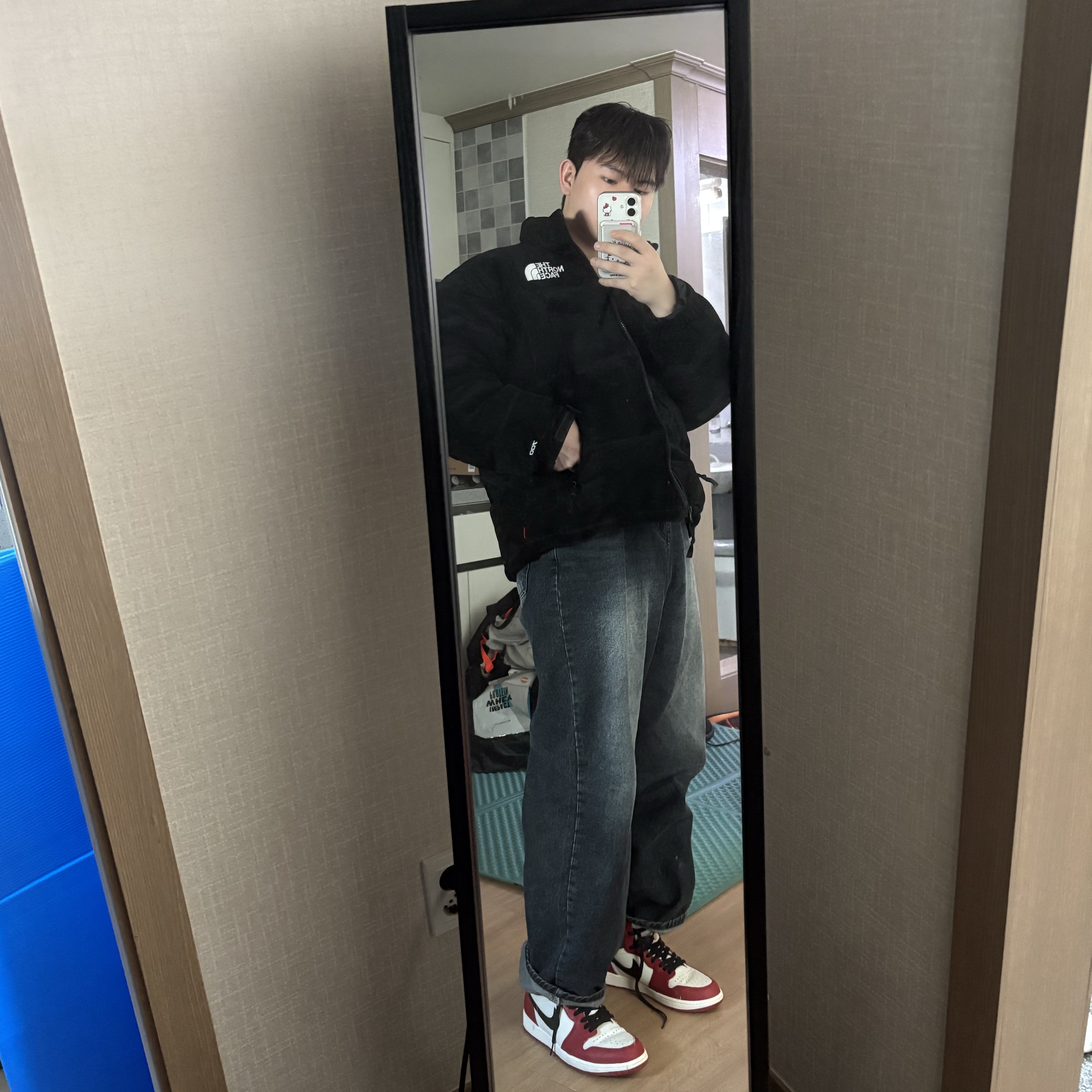 조던 1 레트로 하이 OG 시카고 2022 착용 스타일 - 3