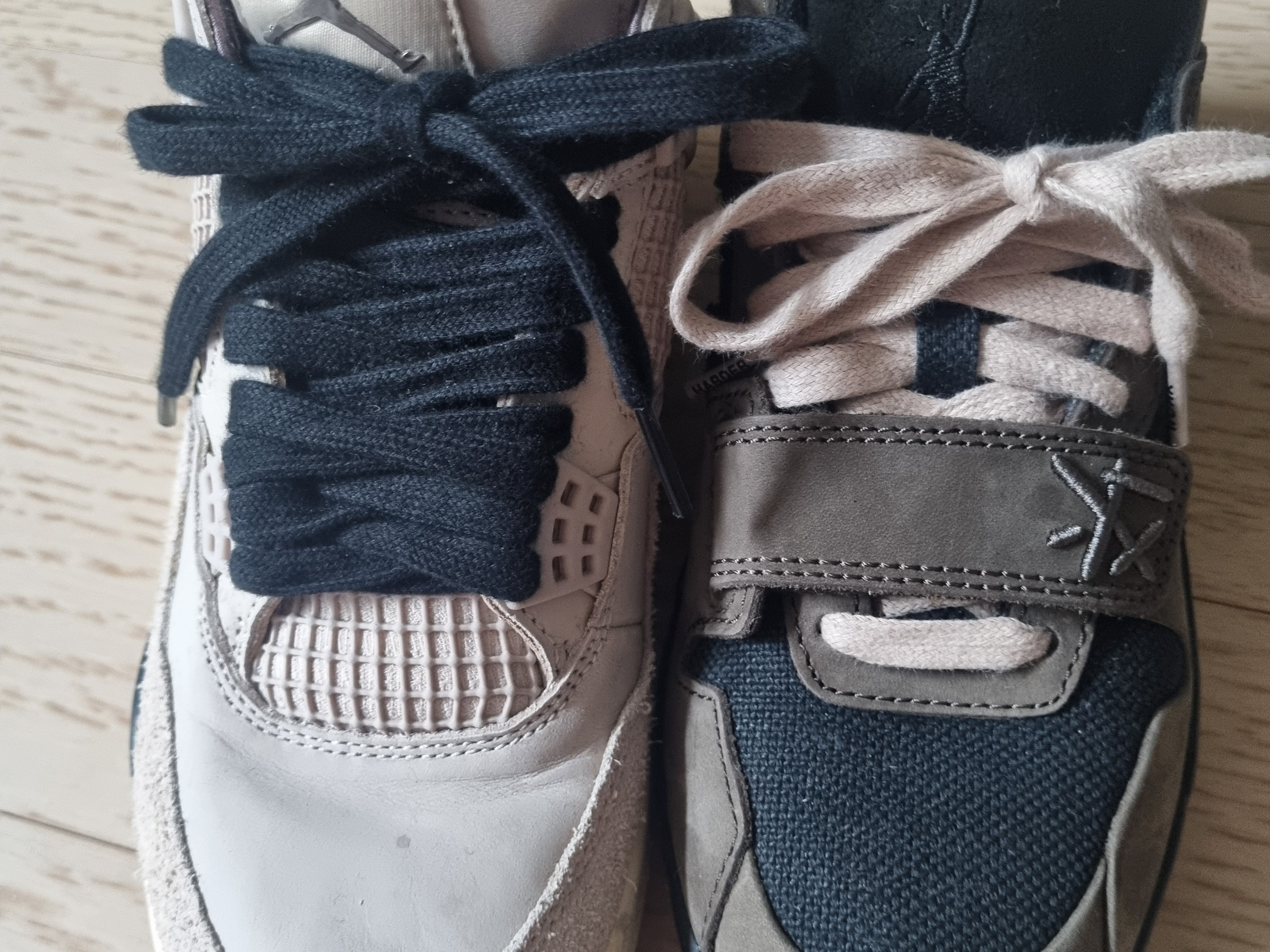 Jordan x Travis Scott Jumpman Jack TR Black and Dark Mocha, (W) Jordan 4 x A Ma Maniere Retro OG SP W.Y.W.S. 착용 스타일 - 1