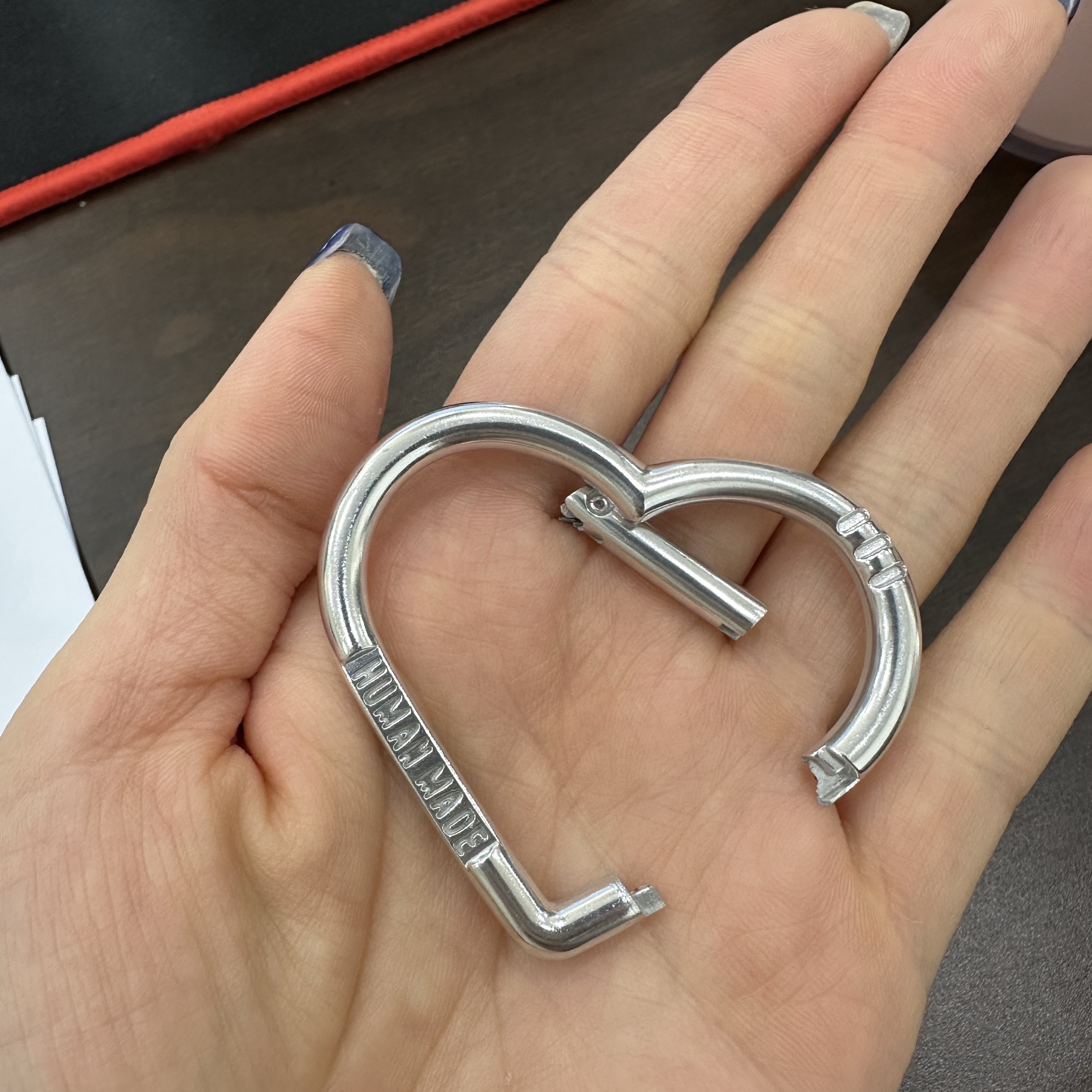 Human Made Heart Carabiner Silver 착용 스타일