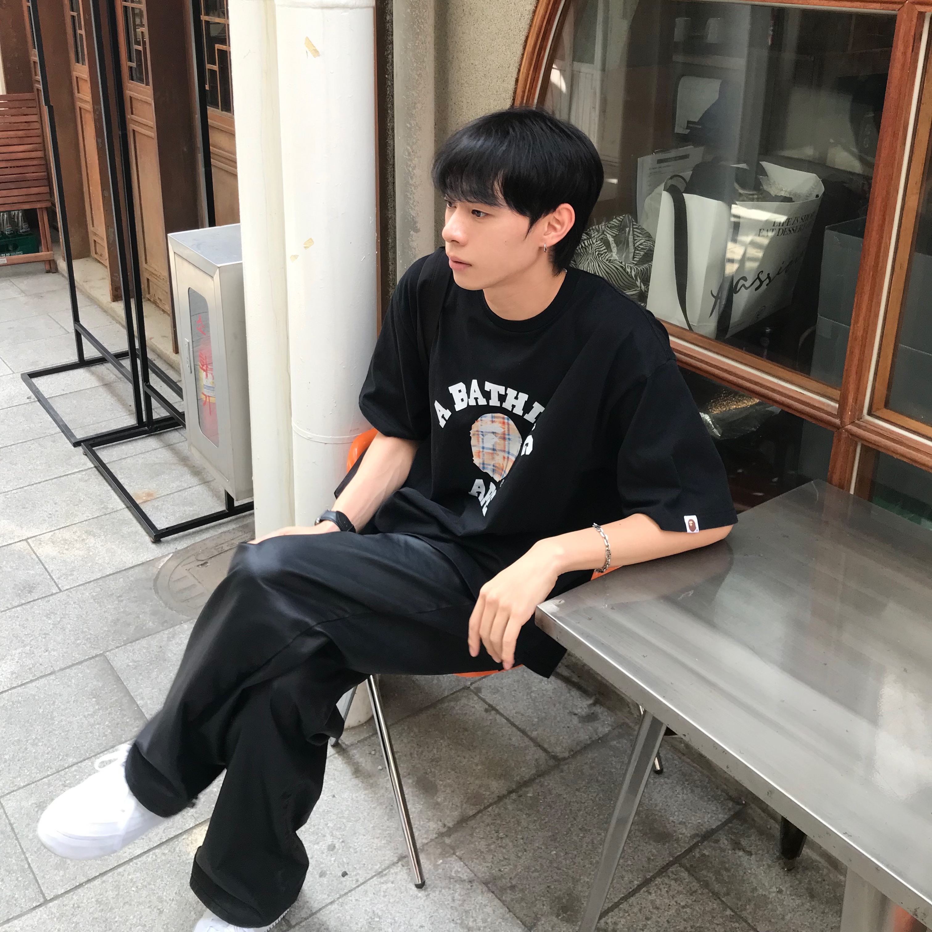 BAPE Bleached BAPE Check College T-Shirt Black 착용 스타일