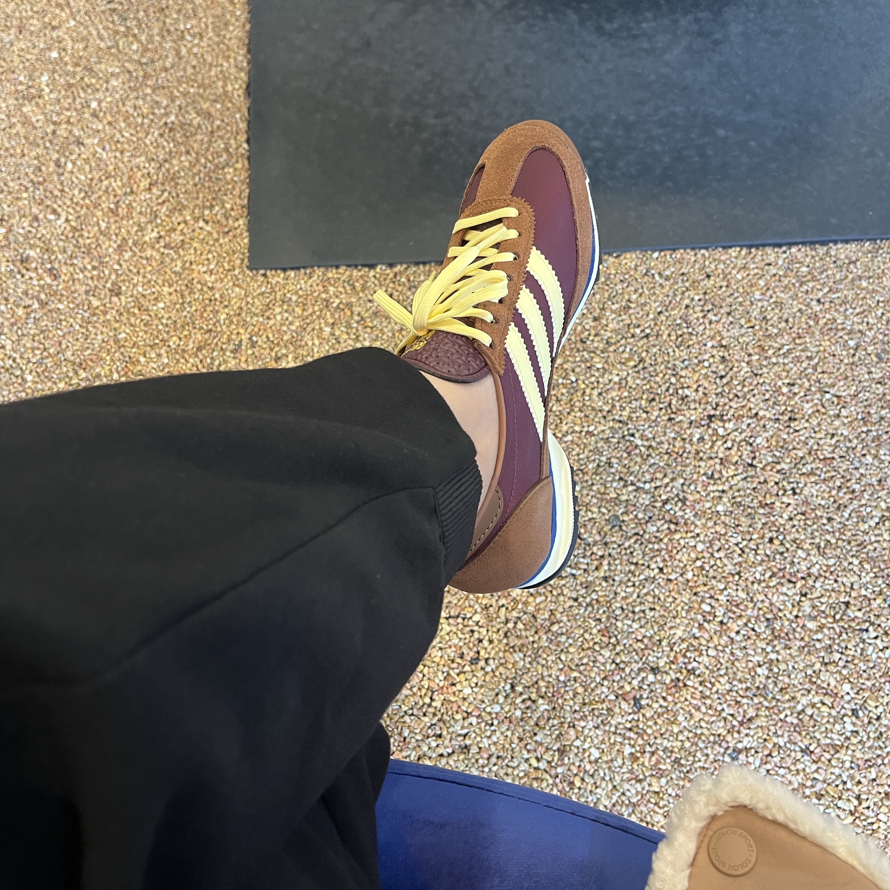 (W) Adidas SL 72 OG Maroon Almost Yellow 착용 스타일