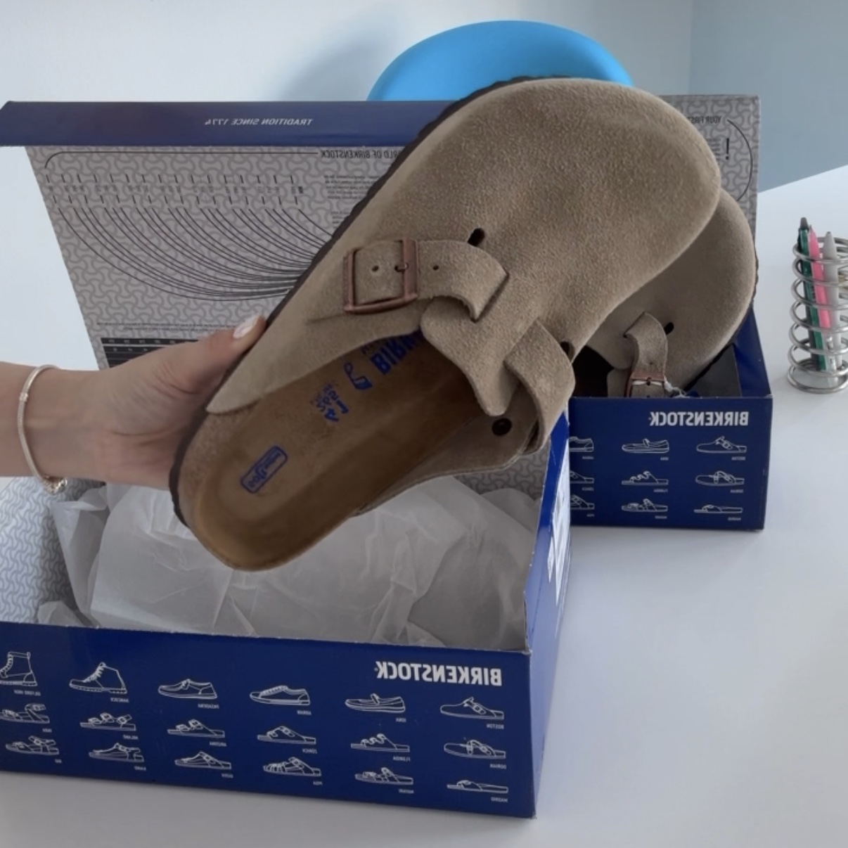Birkenstock Boston Soft Footbed Taupe - Regular 착용 스타일 - 2