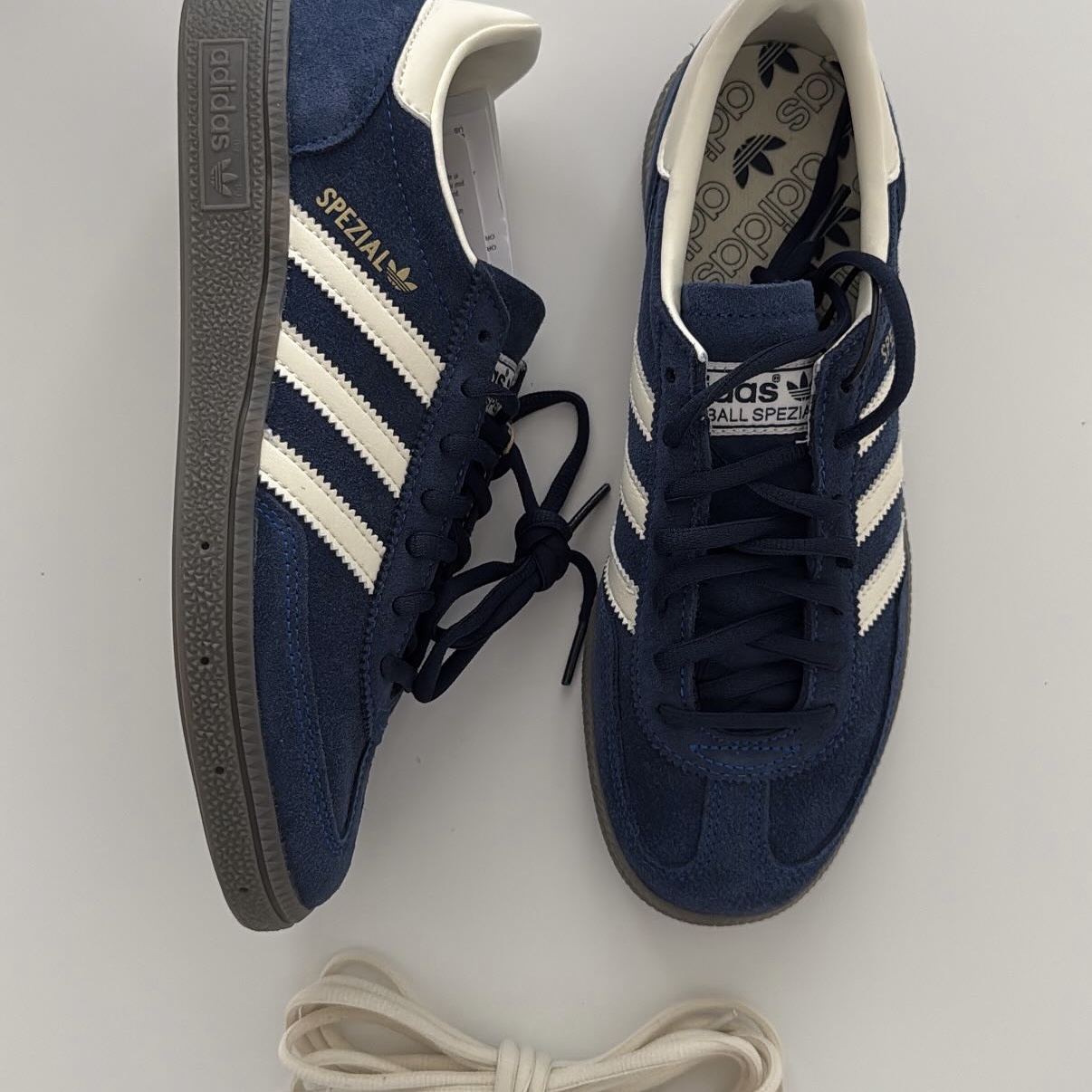Adidas Spezial Handball Night Indigo 착용 스타일
