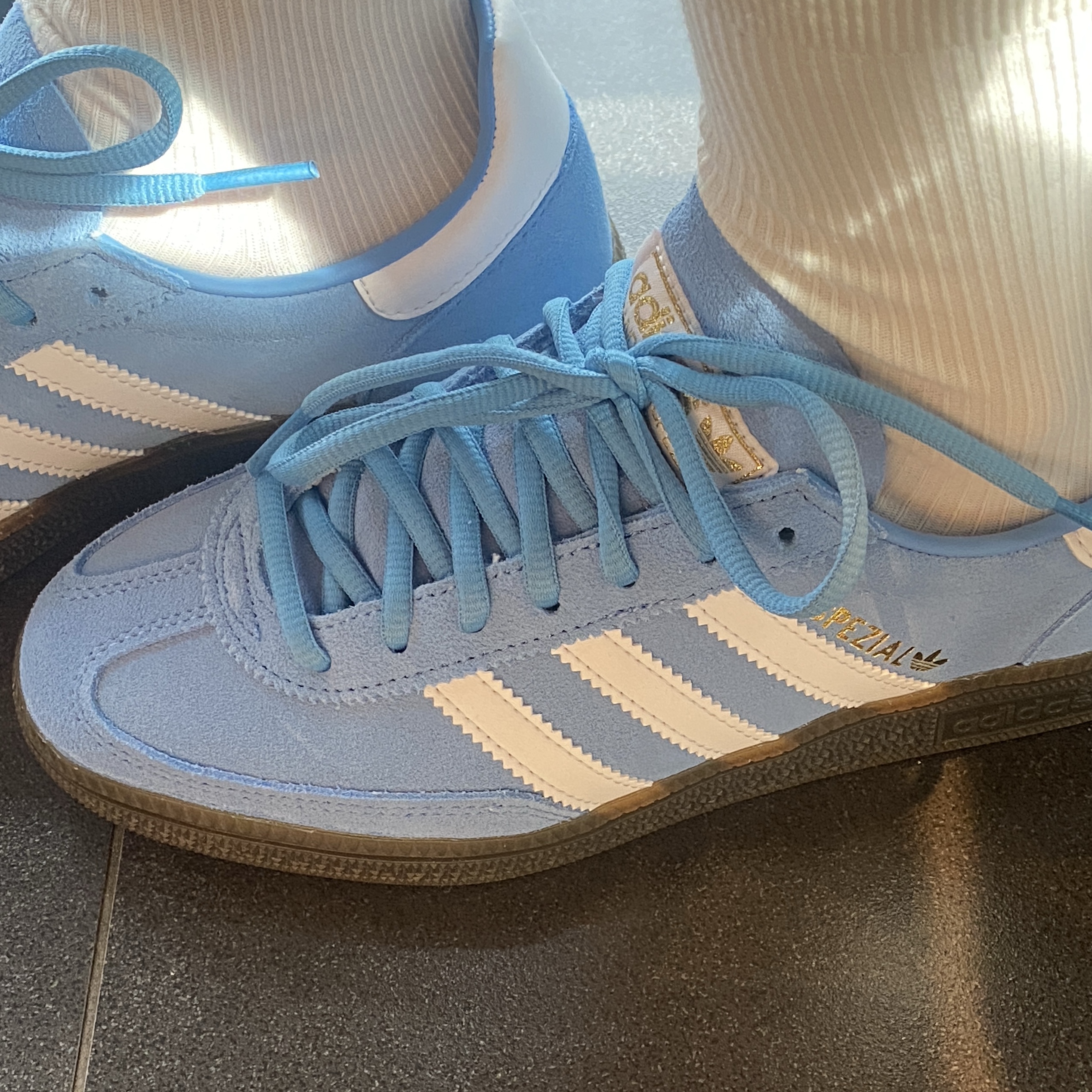 Adidas Spezial Handball Light Blue 착용 스타일