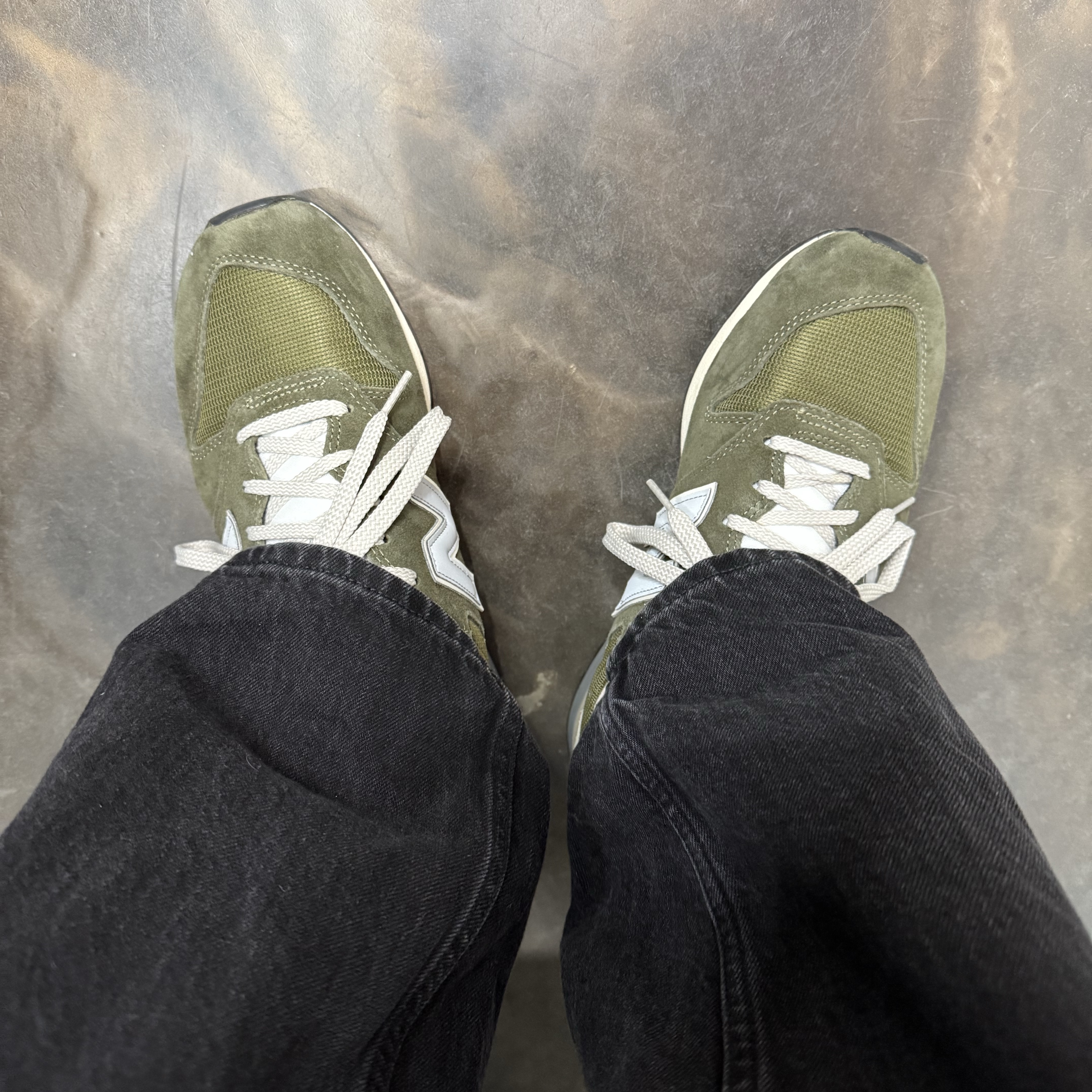 New Balance 996 Dark Green 착용 스타일