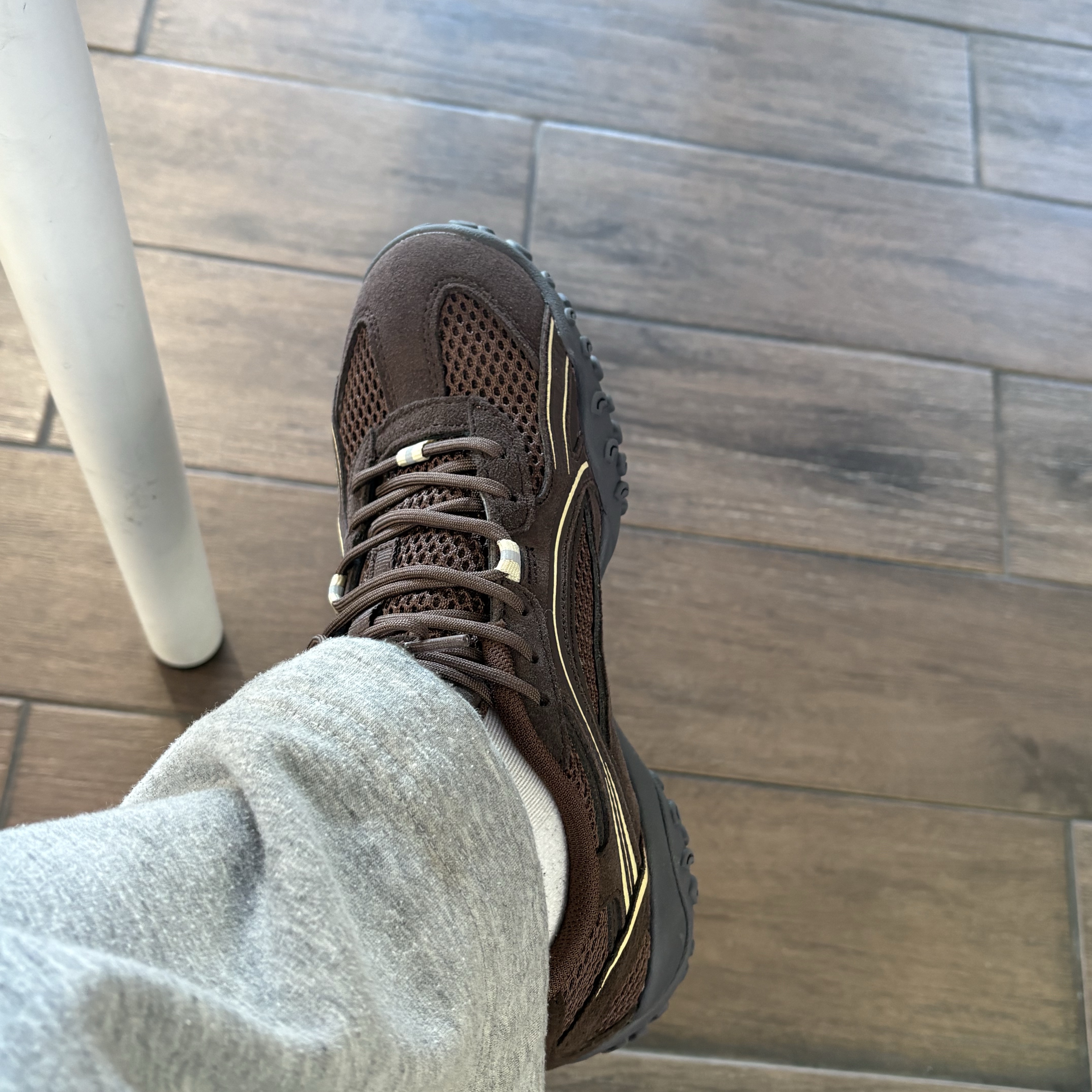 Fila Echappe Choco 착용 스타일