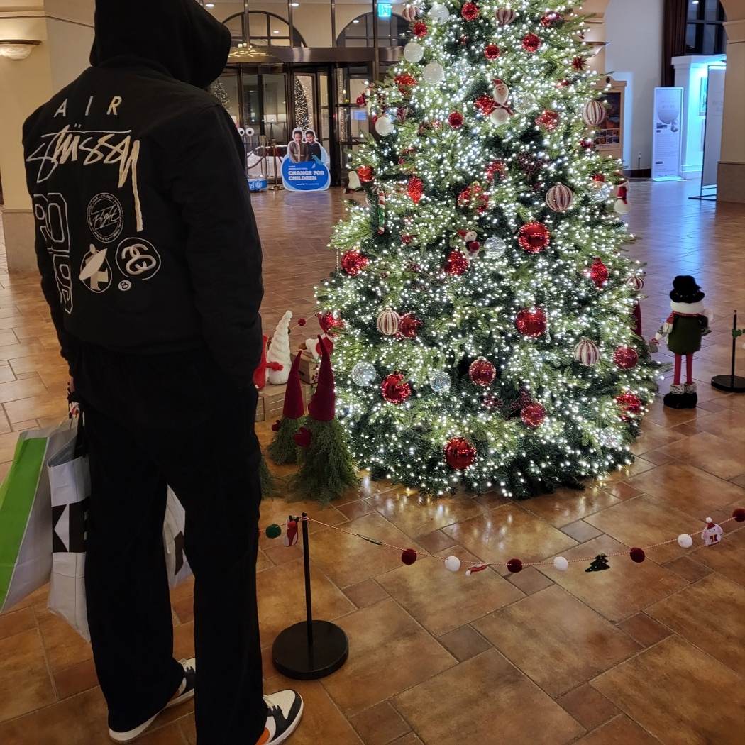 Nike x Stussy Reversible Jacket Black (FJ9153-010), Nike Dunk Low Retro PRM Halloween 착용 스타일