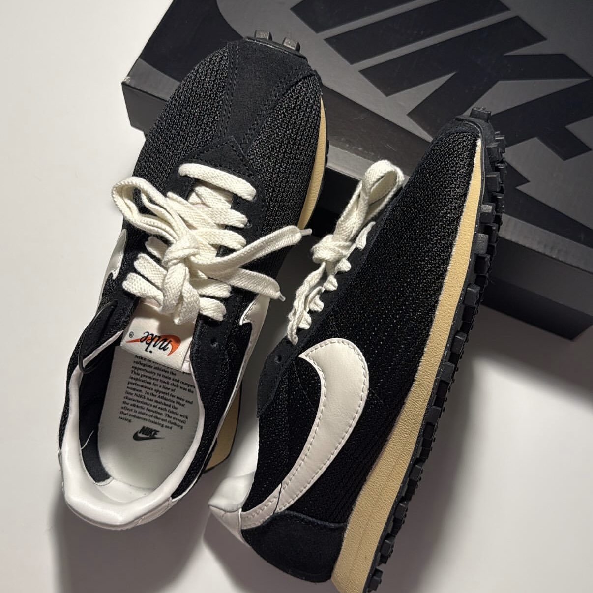 Nike LD-1000 SP Black and Sail 착용 스타일 - 1