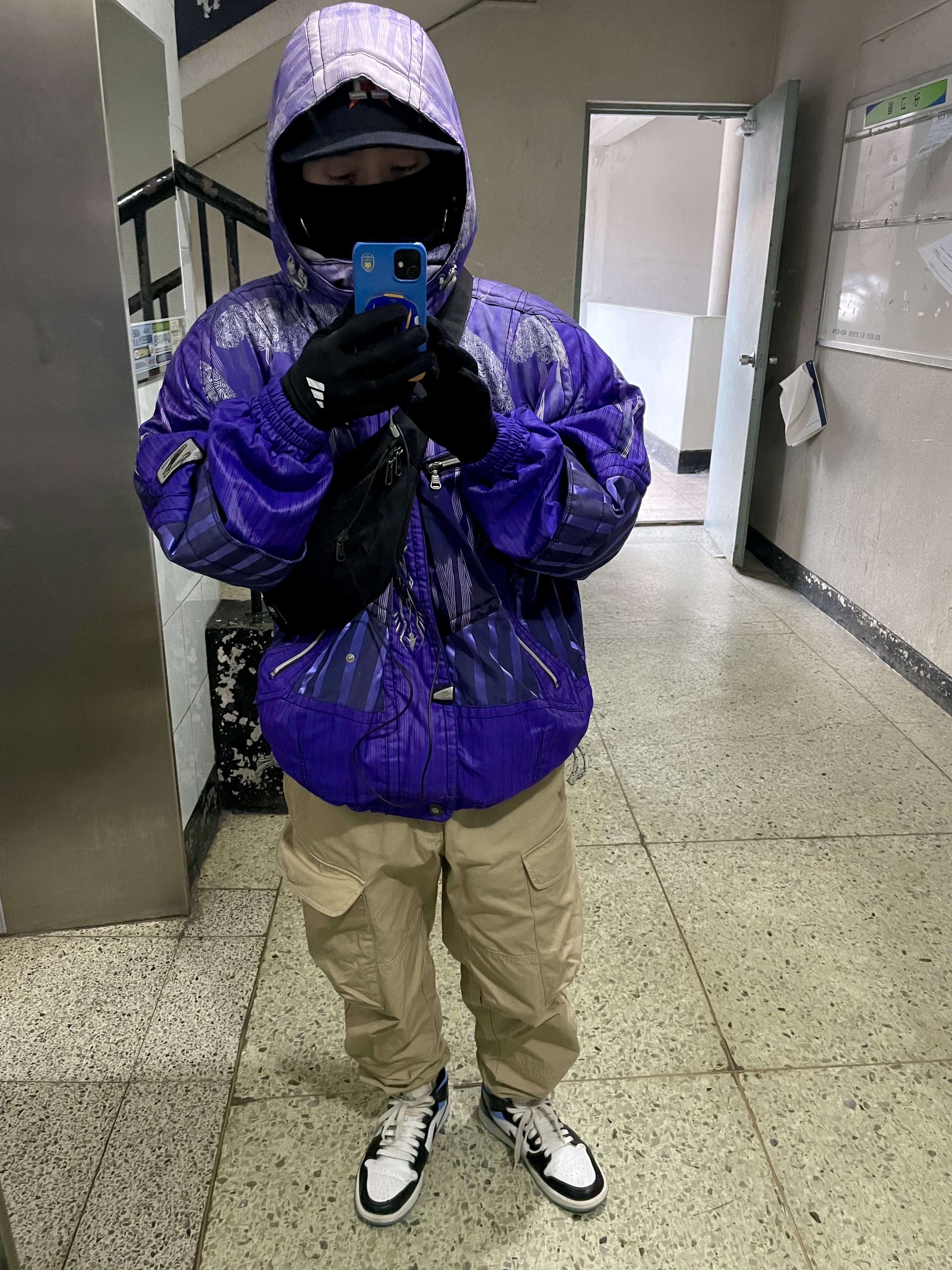 (W) Jordan 1 Mid White Black University Blue 착용 스타일