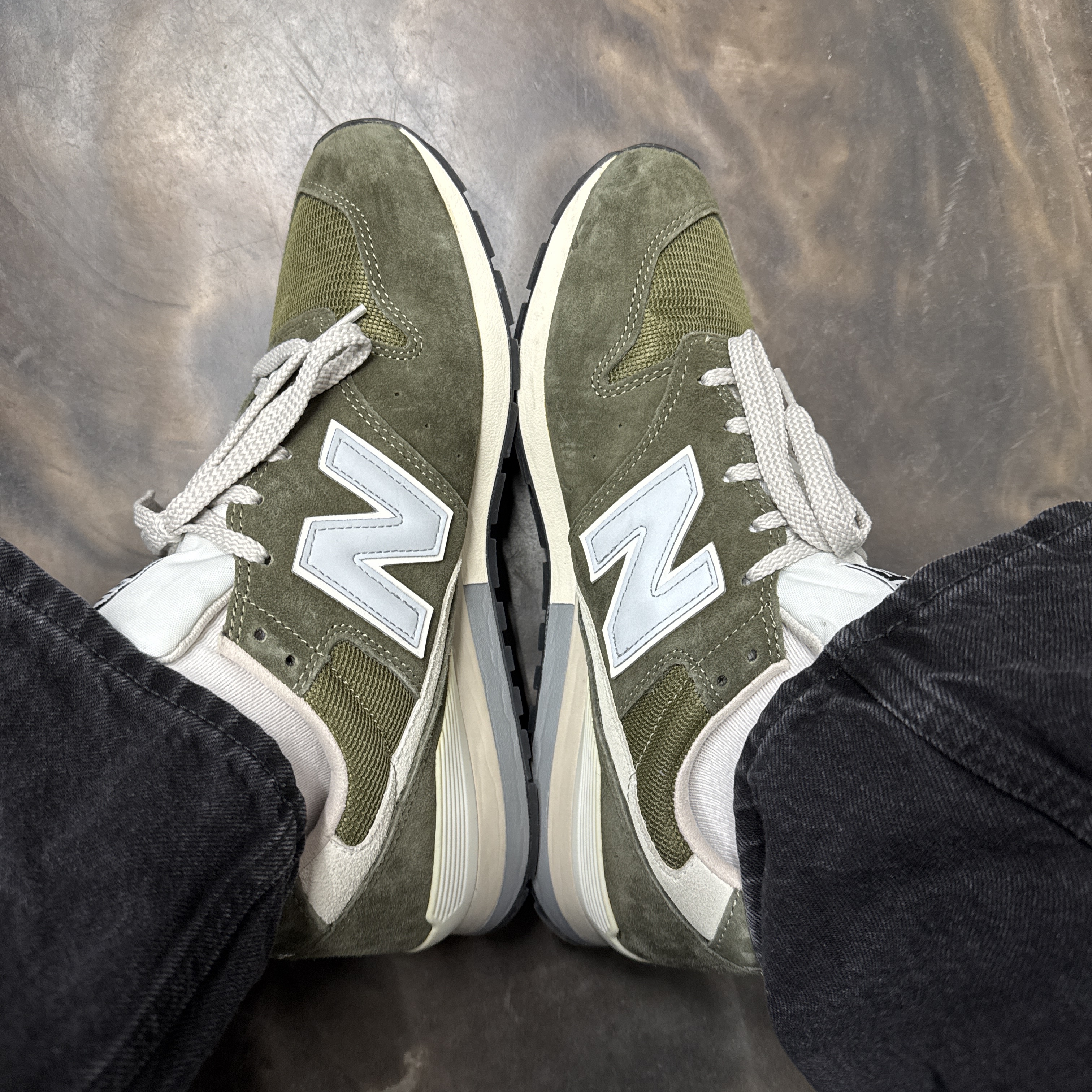 New Balance 996 Dark Green 착용 스타일