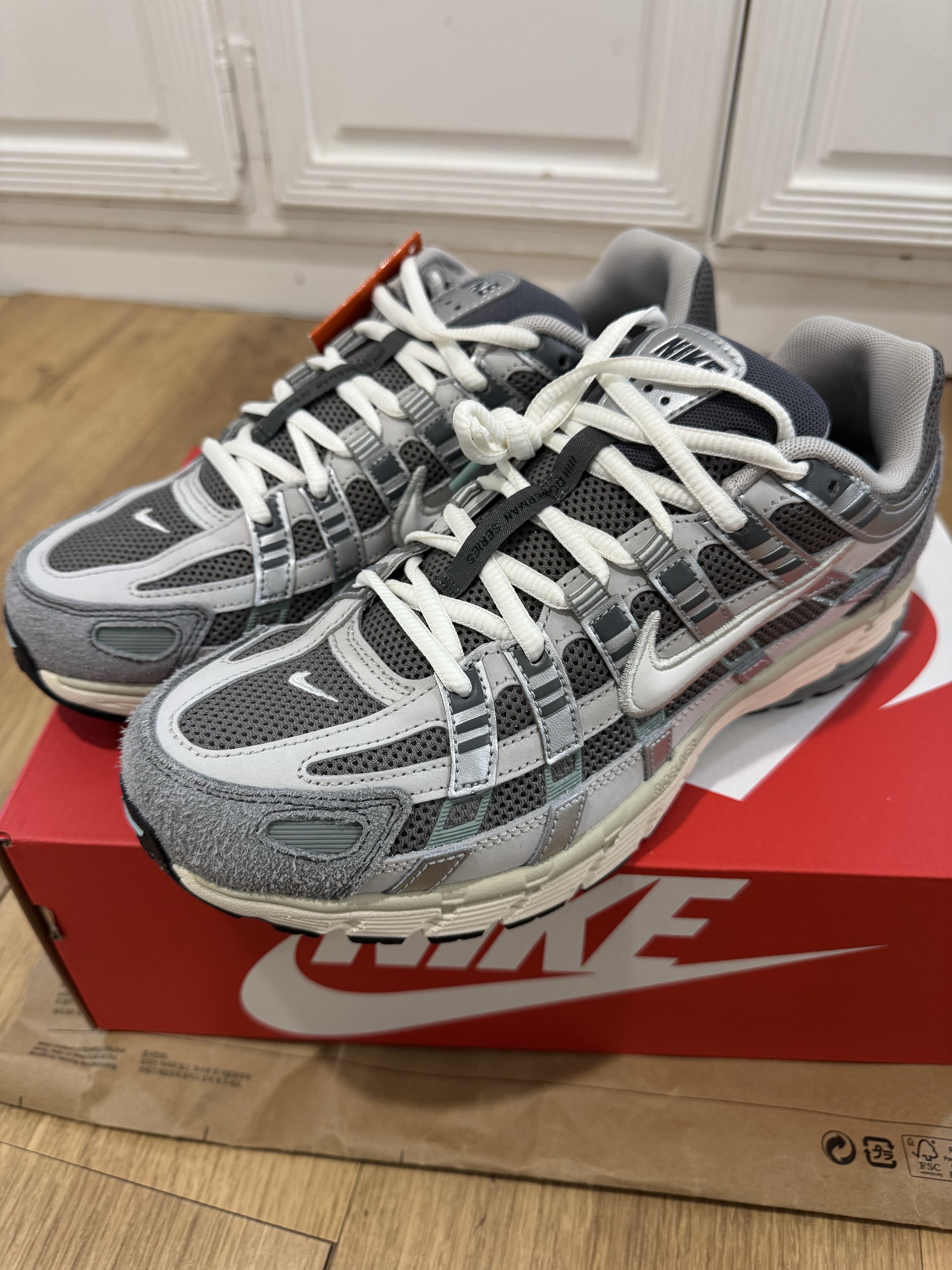 Nike P-6000 Flat Pewter Light Iron Ore 착용 스타일 - 7