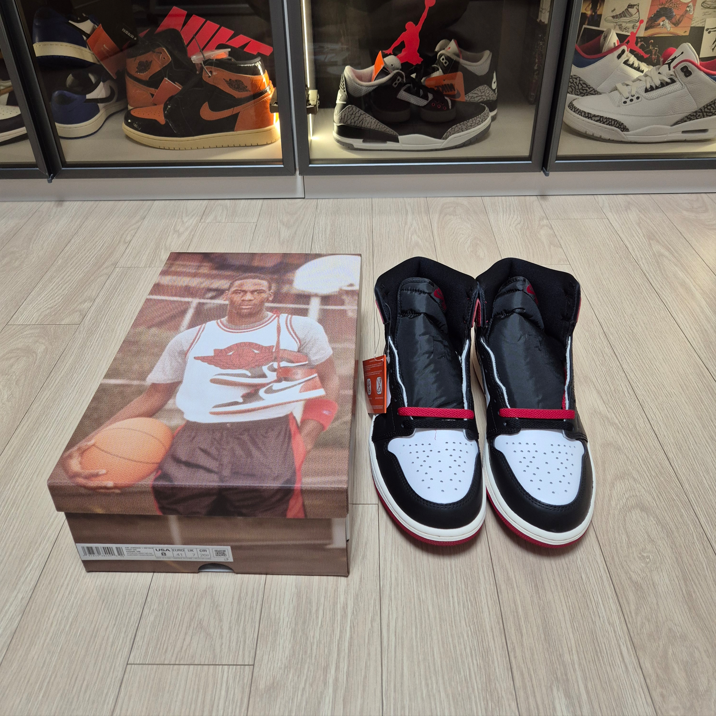 Jordan 1 Retro High OG Black Toe 착용 스타일 - 2