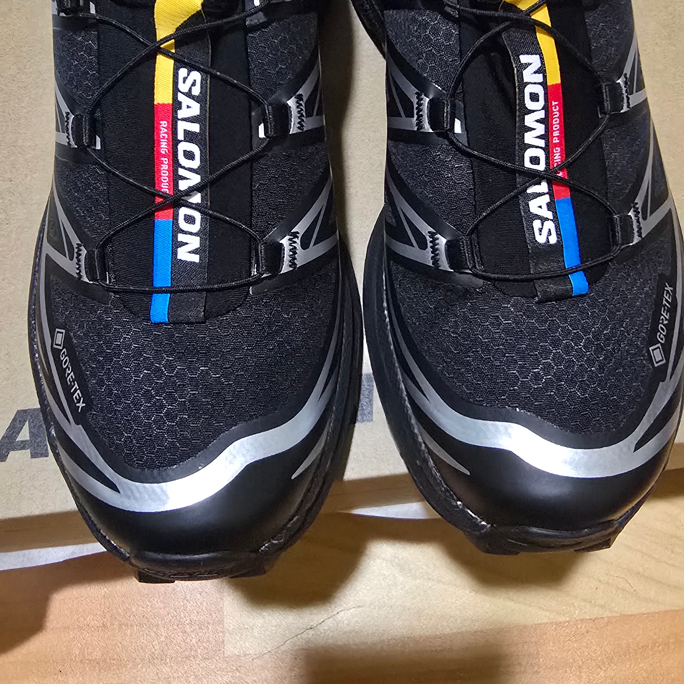 Salomon XT-6 GTX Black Silver 착용 스타일