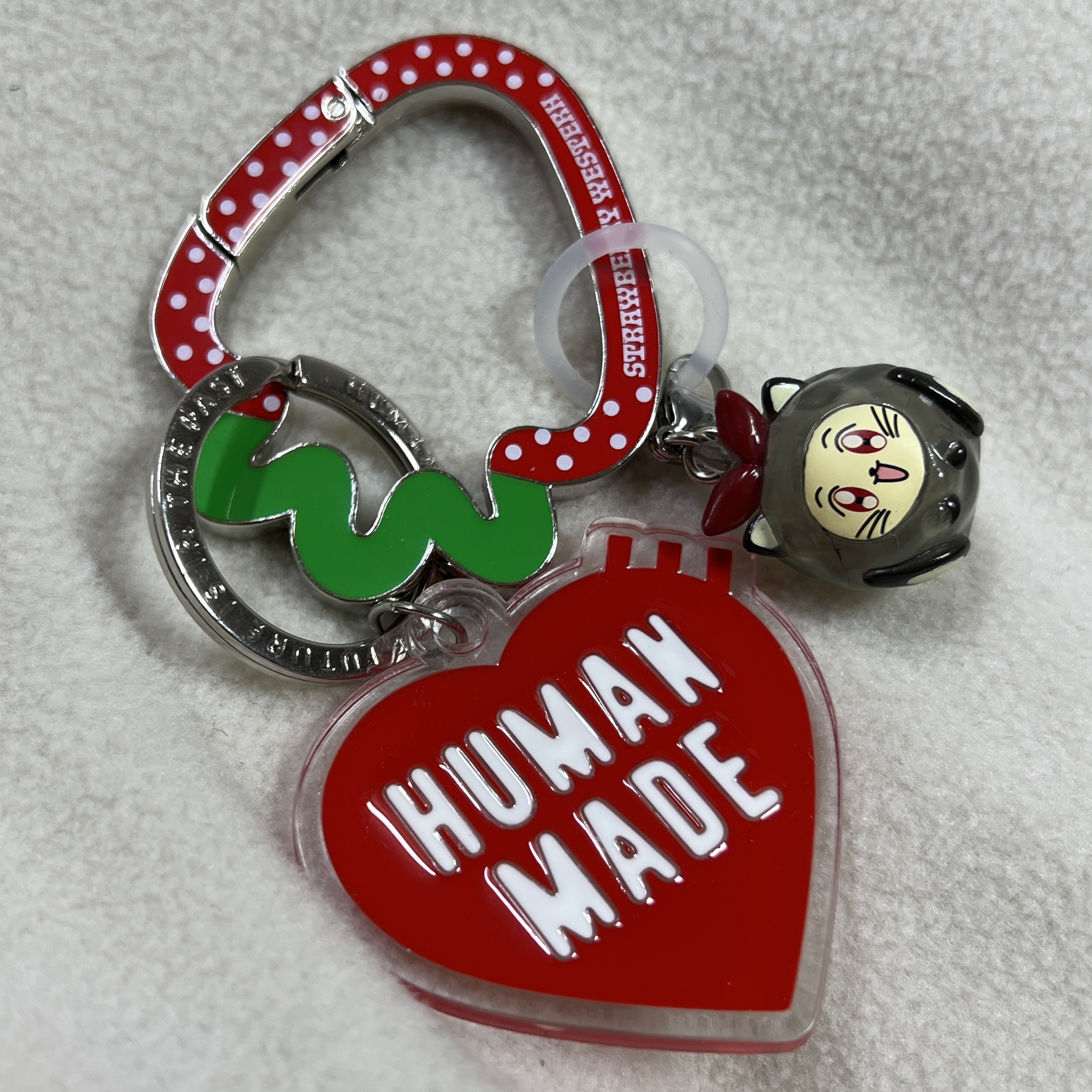 Human Made Heart Keyring Red 착용 스타일
