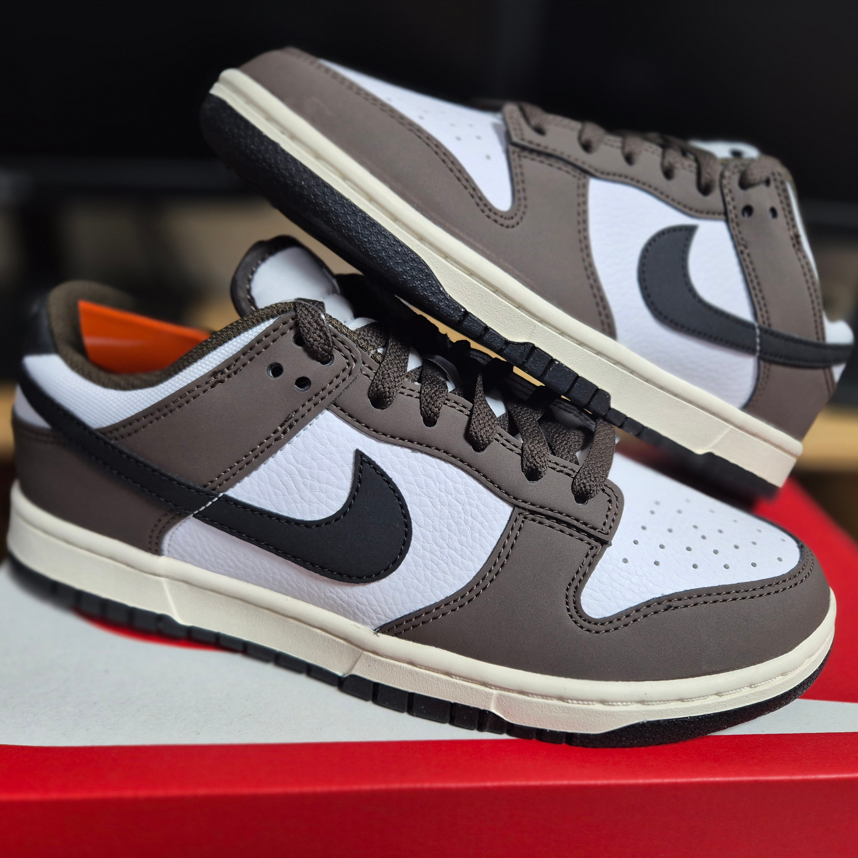 Nike Dunk Low Retro Next Nature Baroque Brown White 착용 스타일