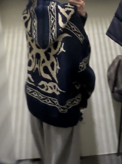 NOMANUAL Cowichan Hooded Zip-up Navy 착용 스타일 - 3