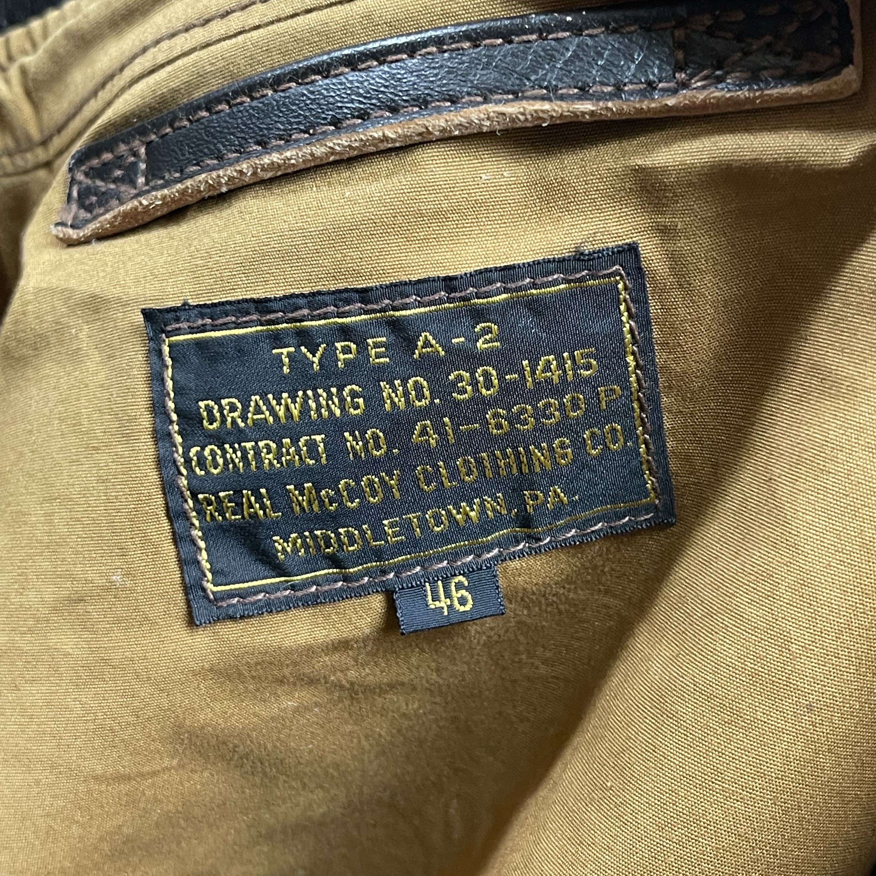 The Real McCoy's Type A-2 Leather Jacket Seal Brown 착용 스타일 - 6