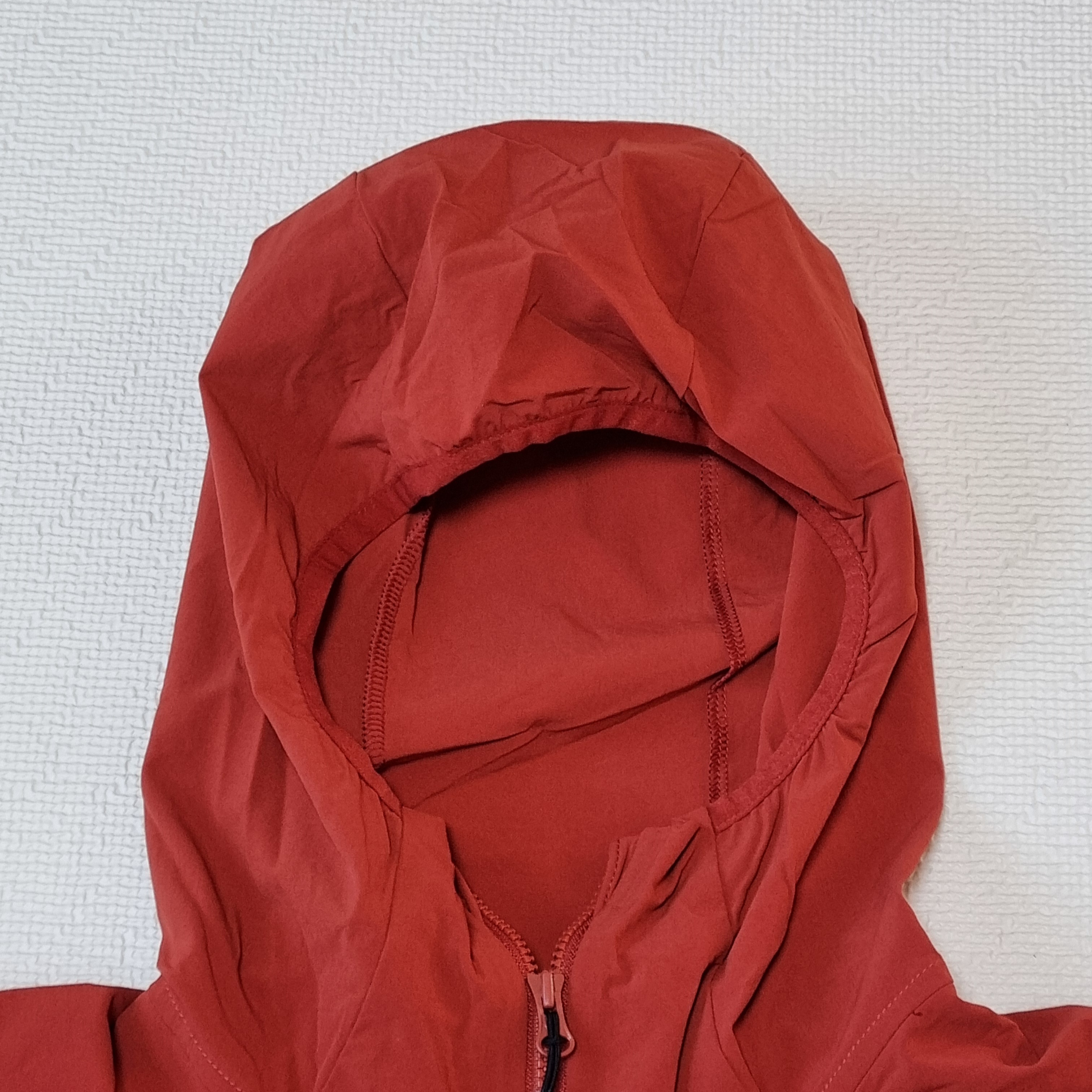 Rab Borealis Jacket Tuscan Red 착용 스타일 - 4