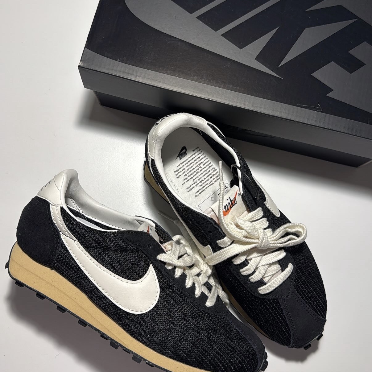 Nike LD-1000 SP Black and Sail 착용 스타일 - 2