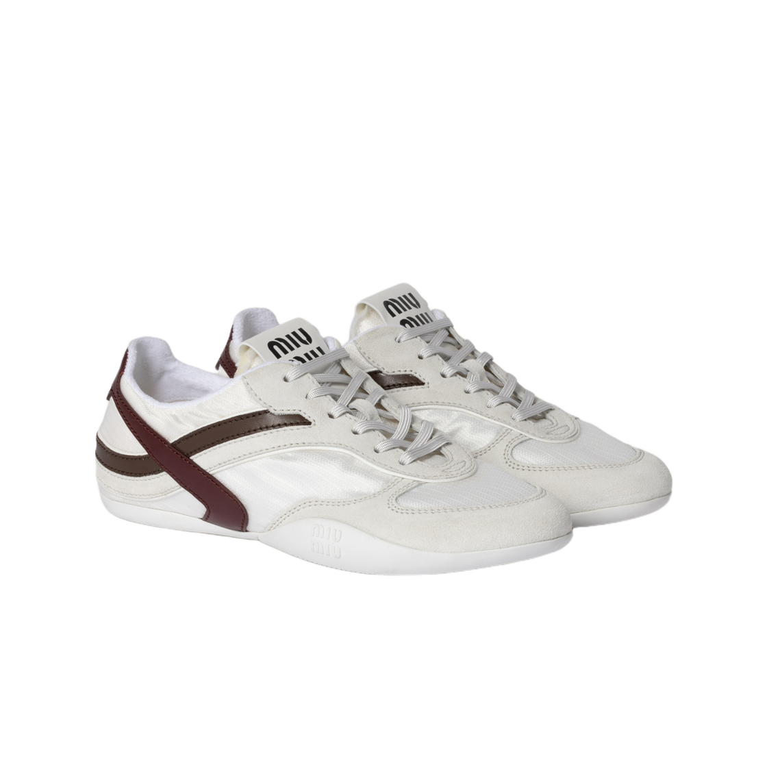 (W) 미우 미우 김나지움 테크니컬 패브릭 앤 스웨이드 스니커즈 화이트 버건디((W) Miu Miu Gymnasium Technical Fabric and Suede Sneakers White Burgundy) - 2